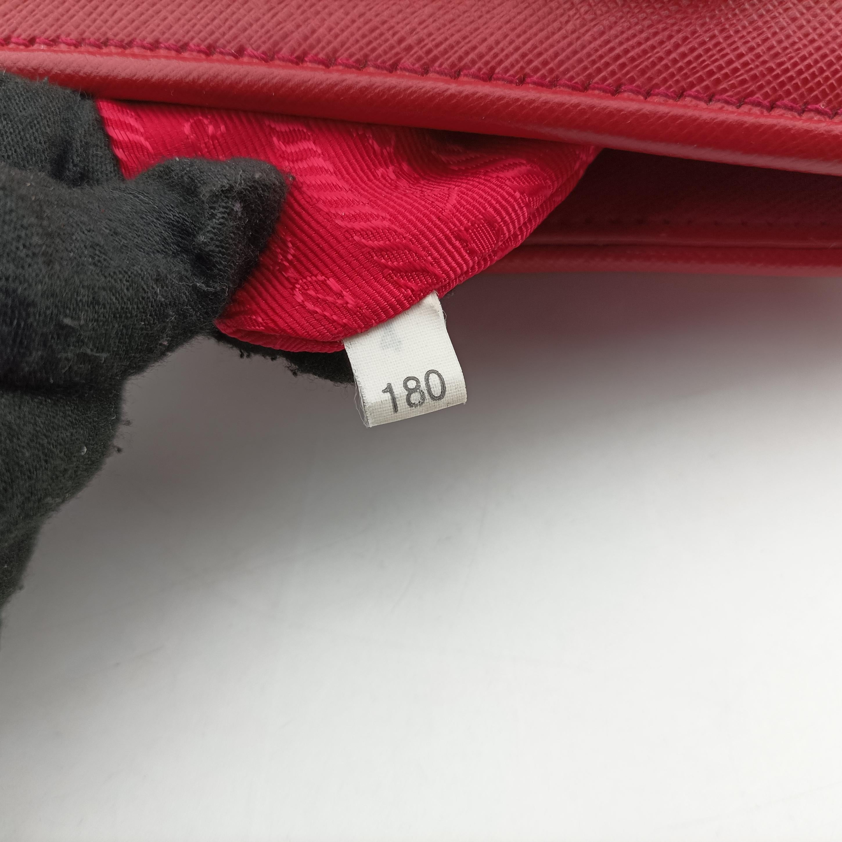 Vintage Prada Promenade Red SAFFIANO Leather BN2558 handbag | stylenewstar