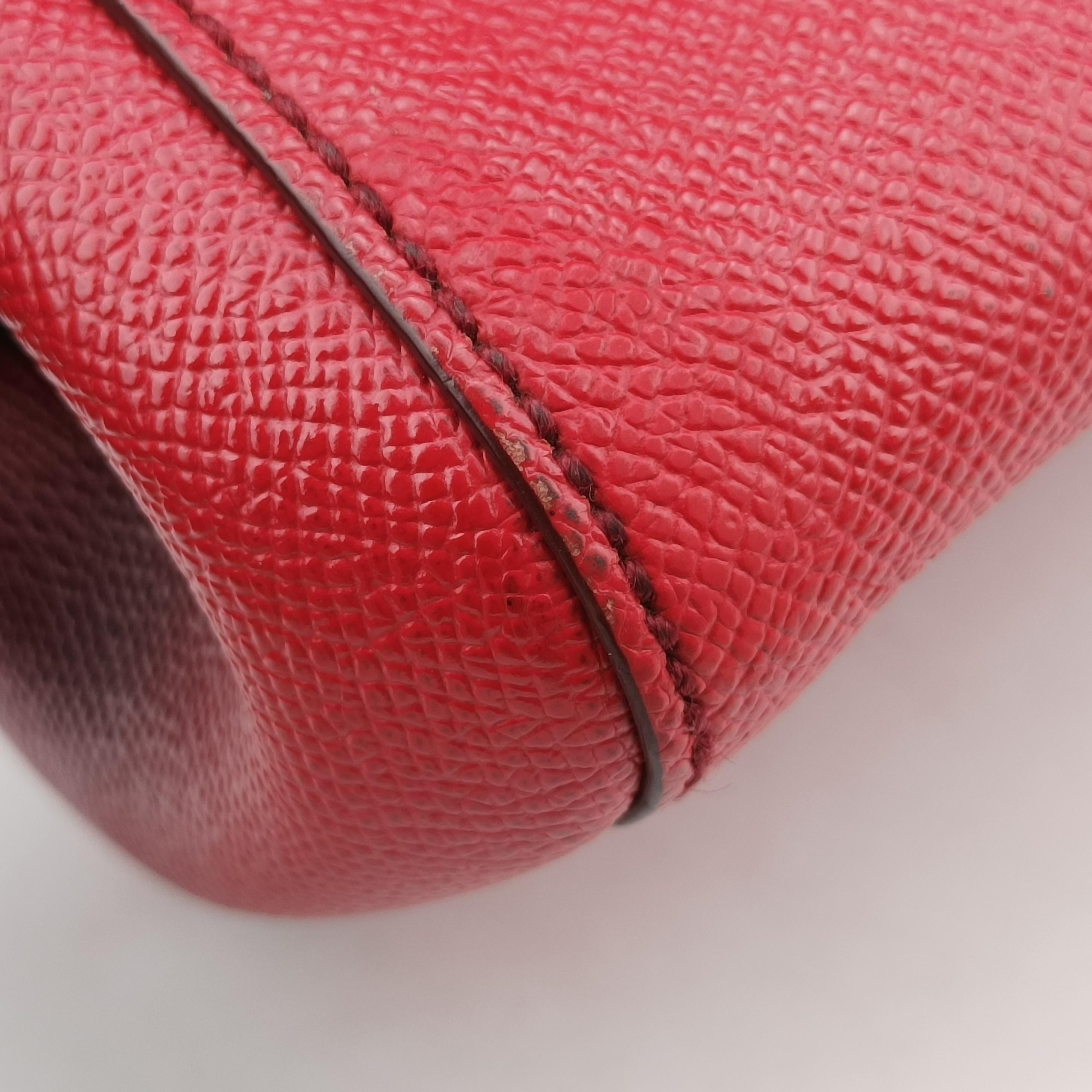 Secondhand Dolce & Gabbana SICILY Red Leather  handbag | stylenewstar