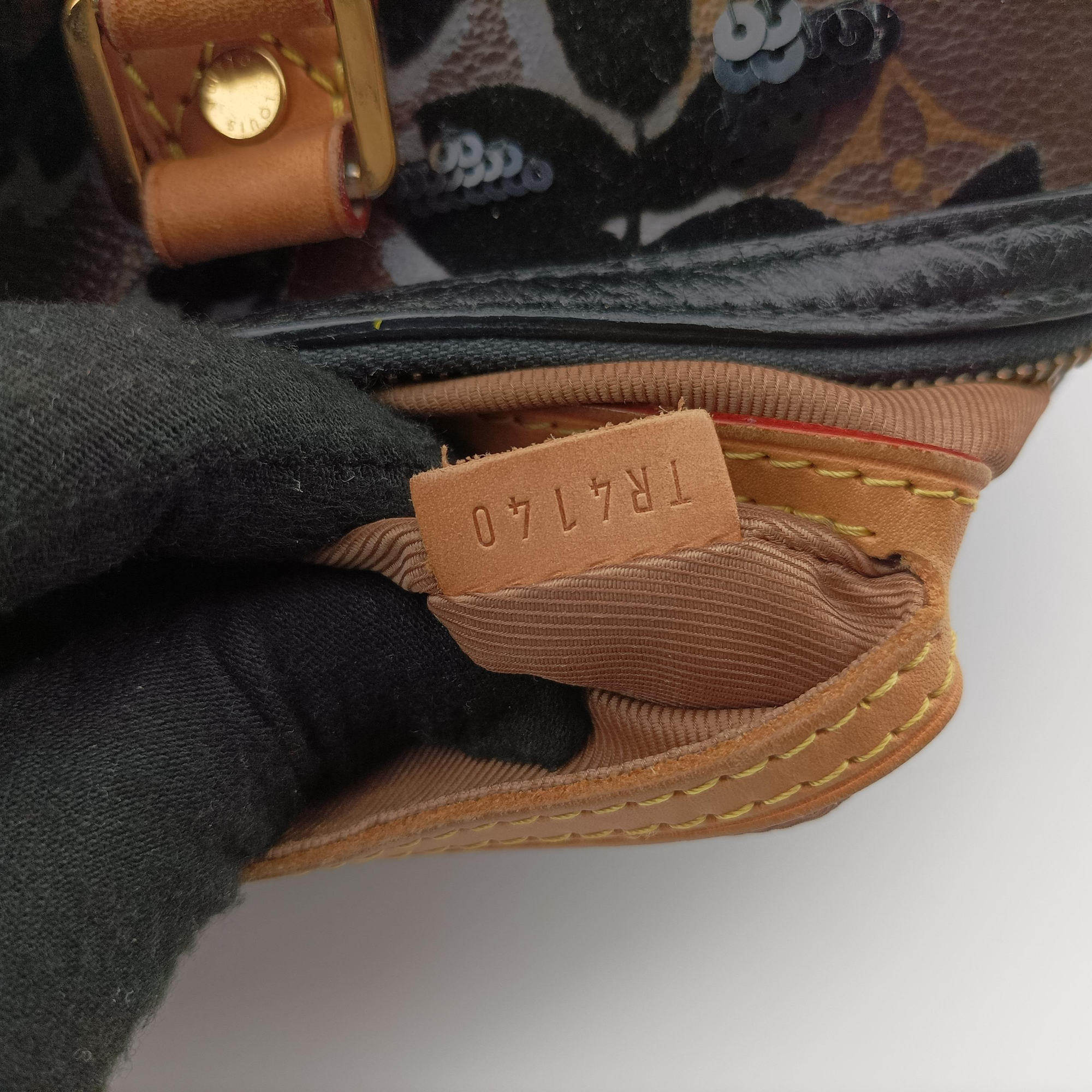 Pre-owned Louis Vuitton Speedy 30 brown×black Monogram Fleur Deug×Sequins M40436 handbag | stylenewstar