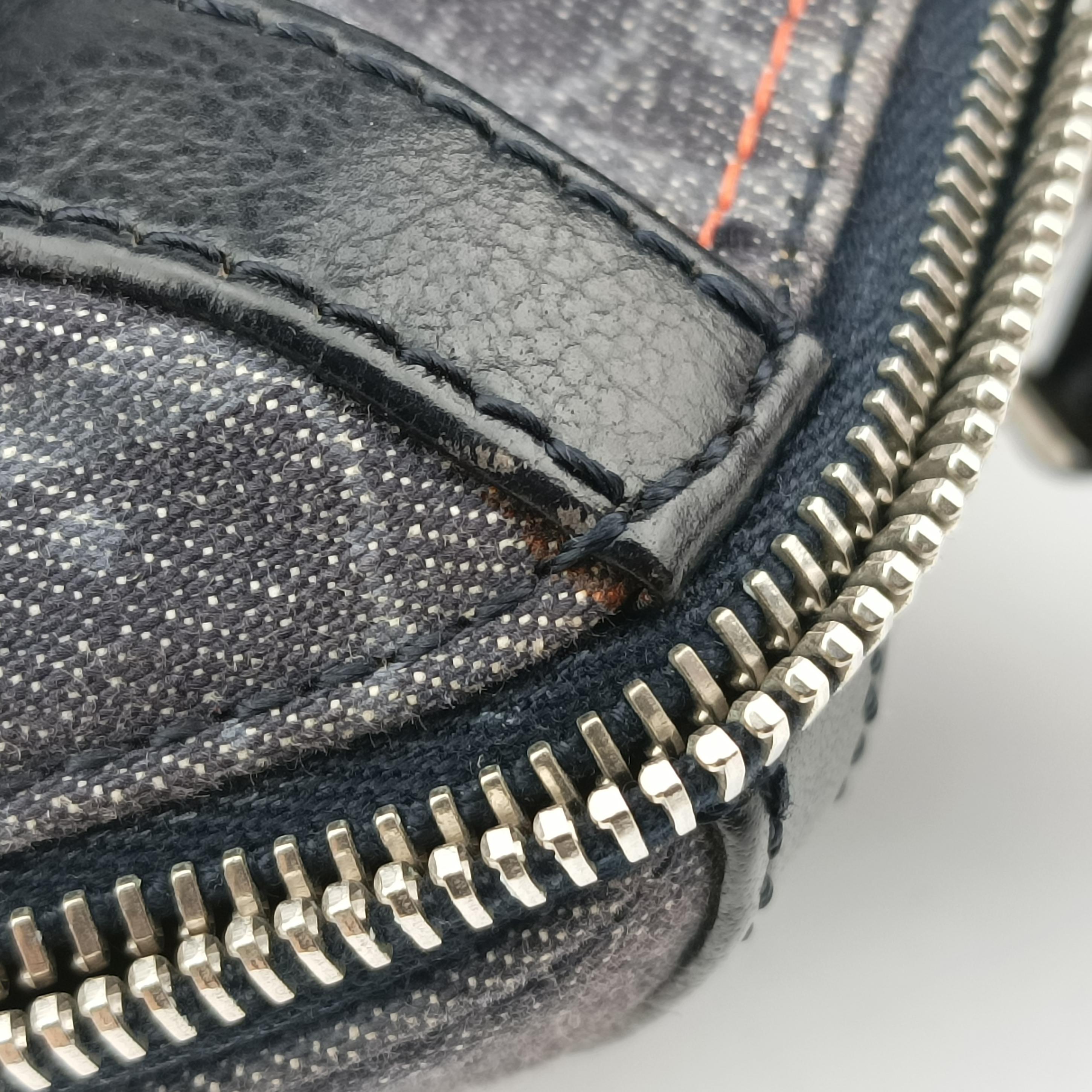 Secondhand Christian Dior Flight Line Trotter navy×Multicolour canvas  handbag | stylenewstar
