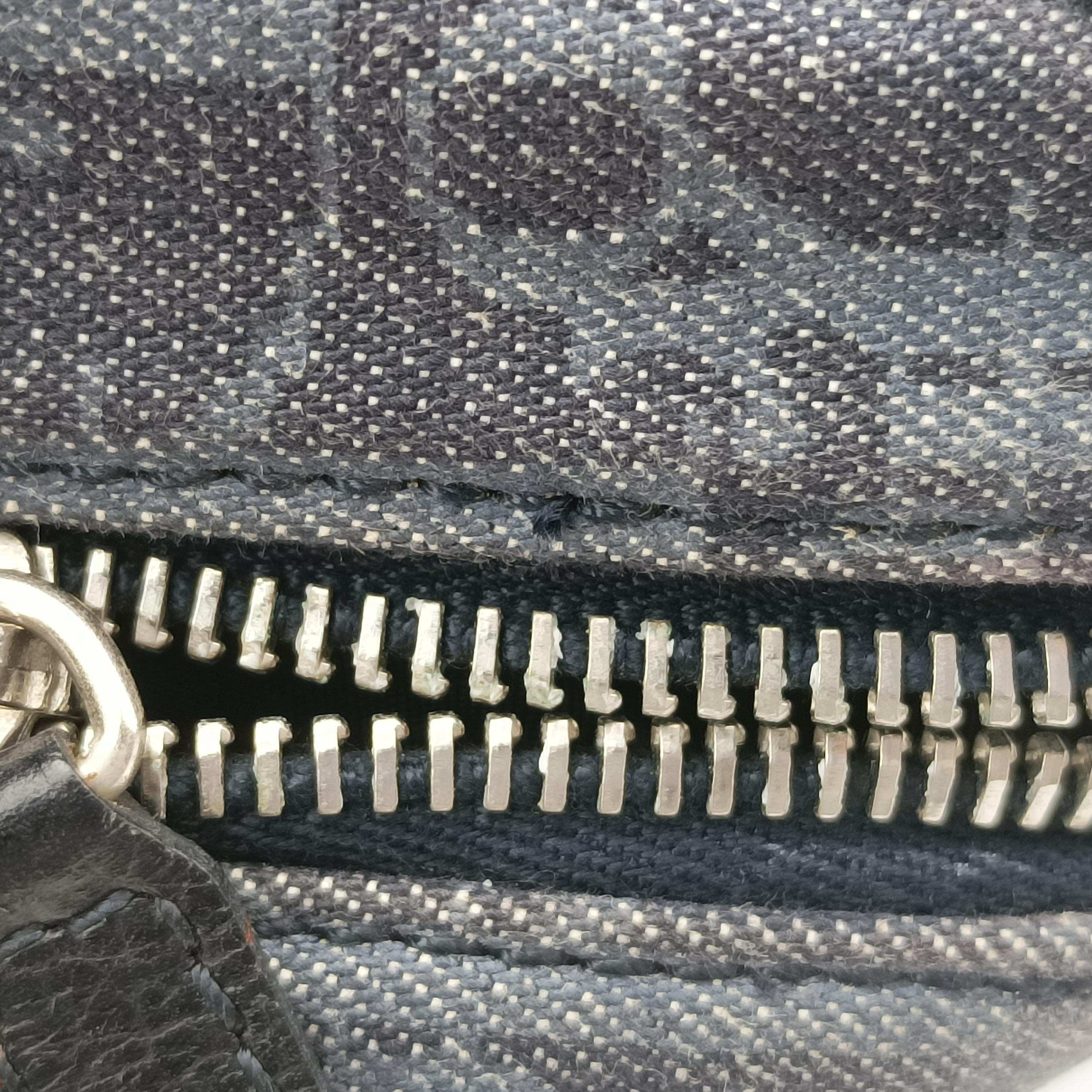 Secondhand Christian Dior Flight Line Trotter navy×Multicolour canvas  handbag | stylenewstar