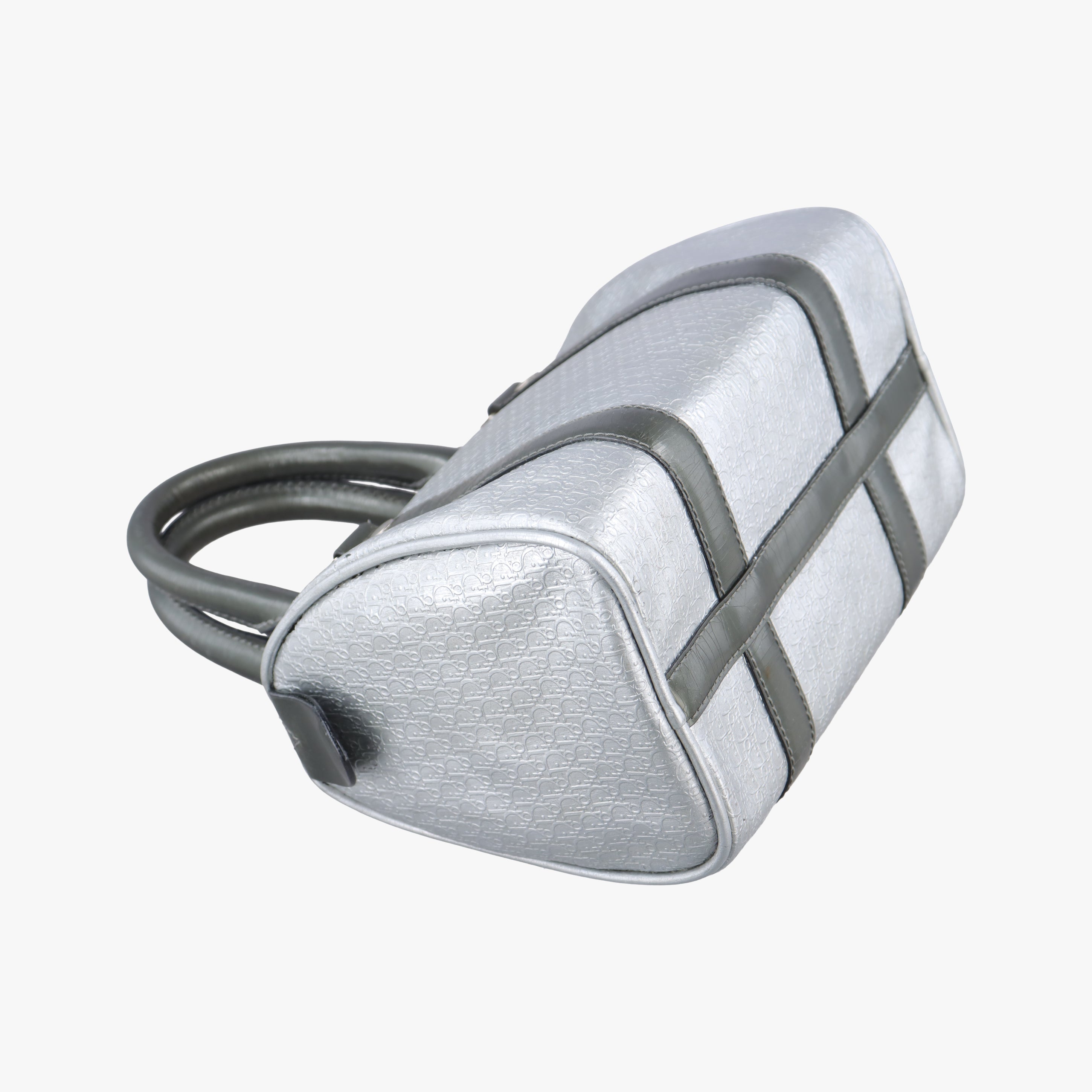 Pre-owned Christian Dior Zucchino　Glitter Logo Silver Leather  handbag | stylenewstar