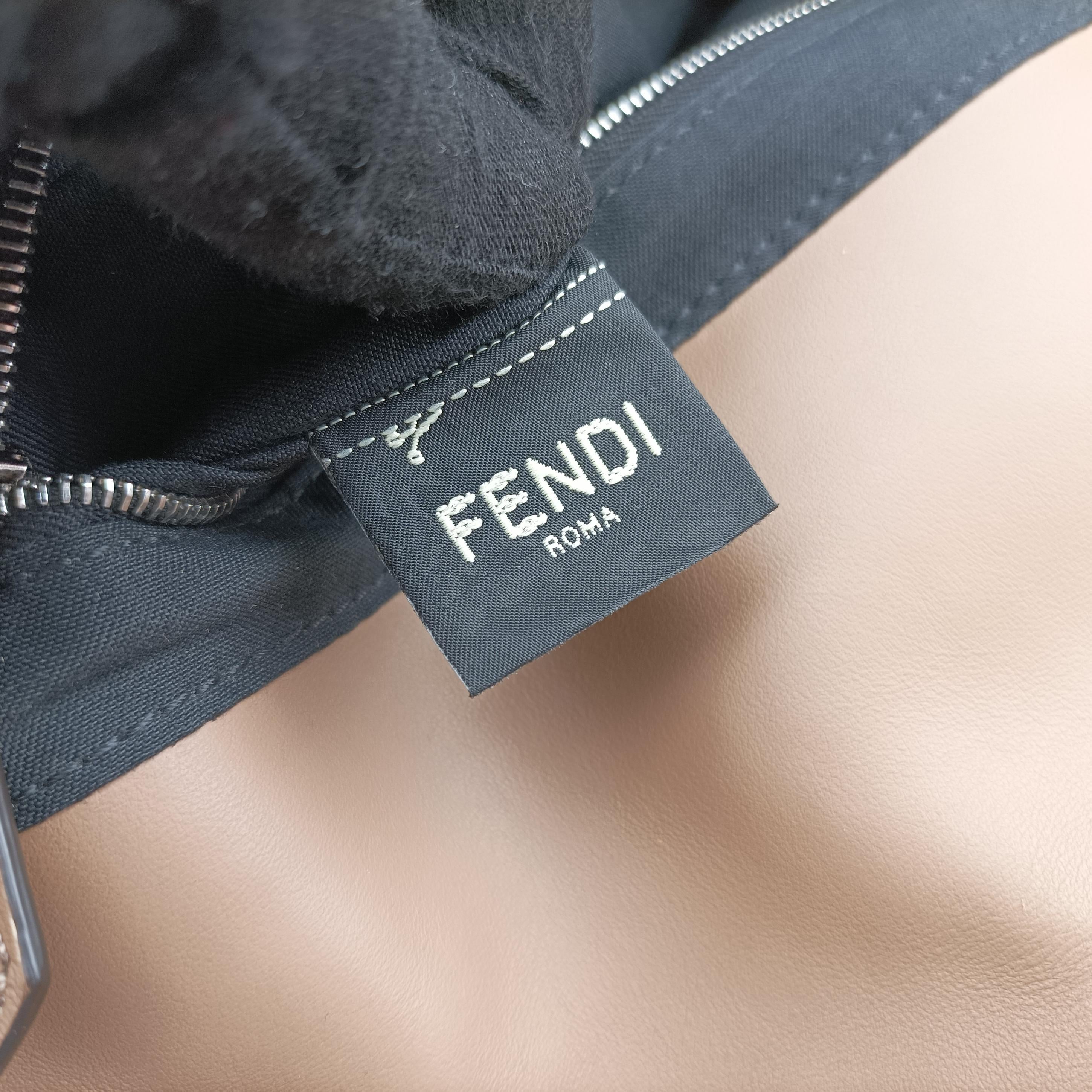 Pre-owned Fendi Baguette Brown x White x Beige canvas×leather 7VA478 shoulderbag | stylenewstar