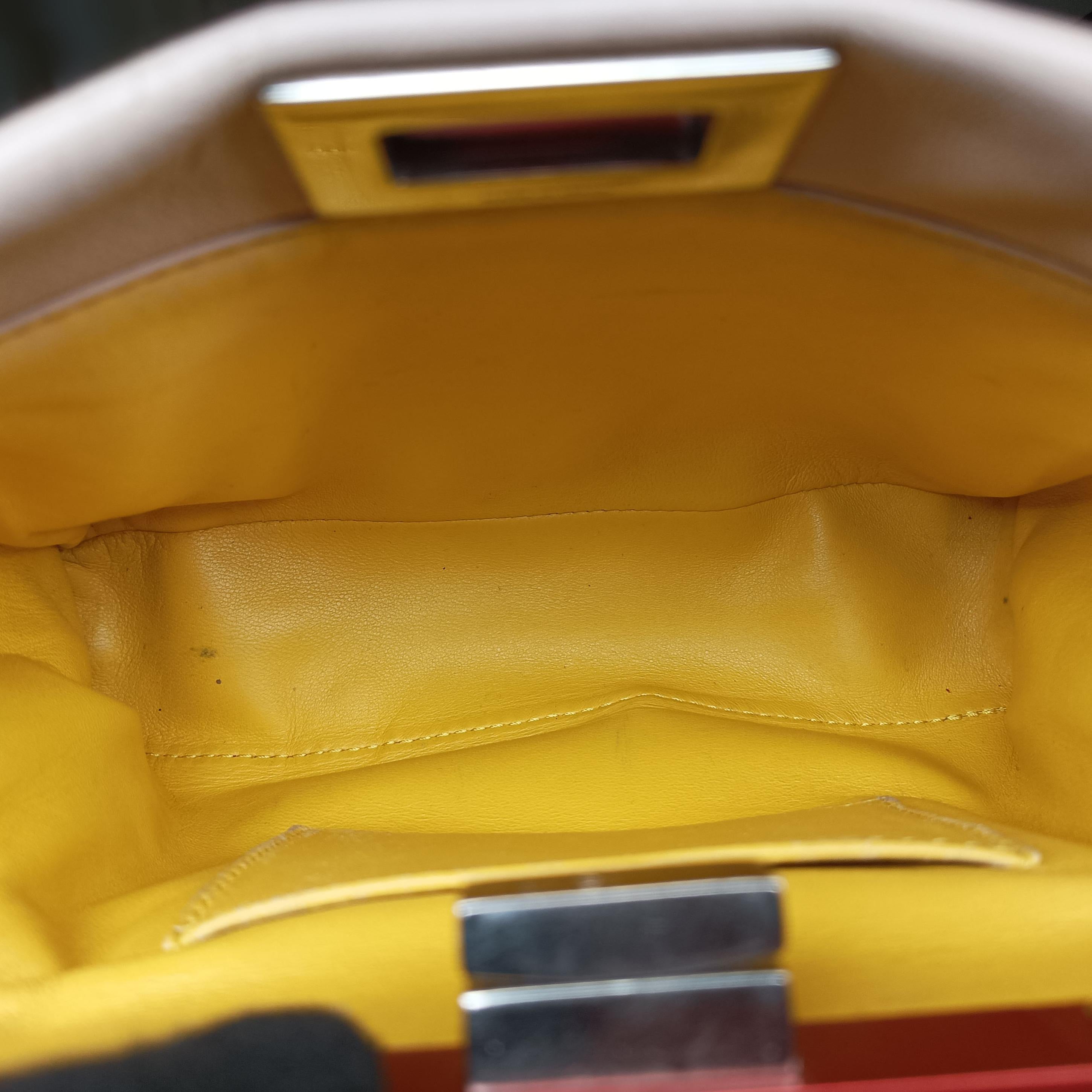 Pre-owned Fendi PEEKABOO Pink Leather 8BN244 shoulderbag | stylenewstar