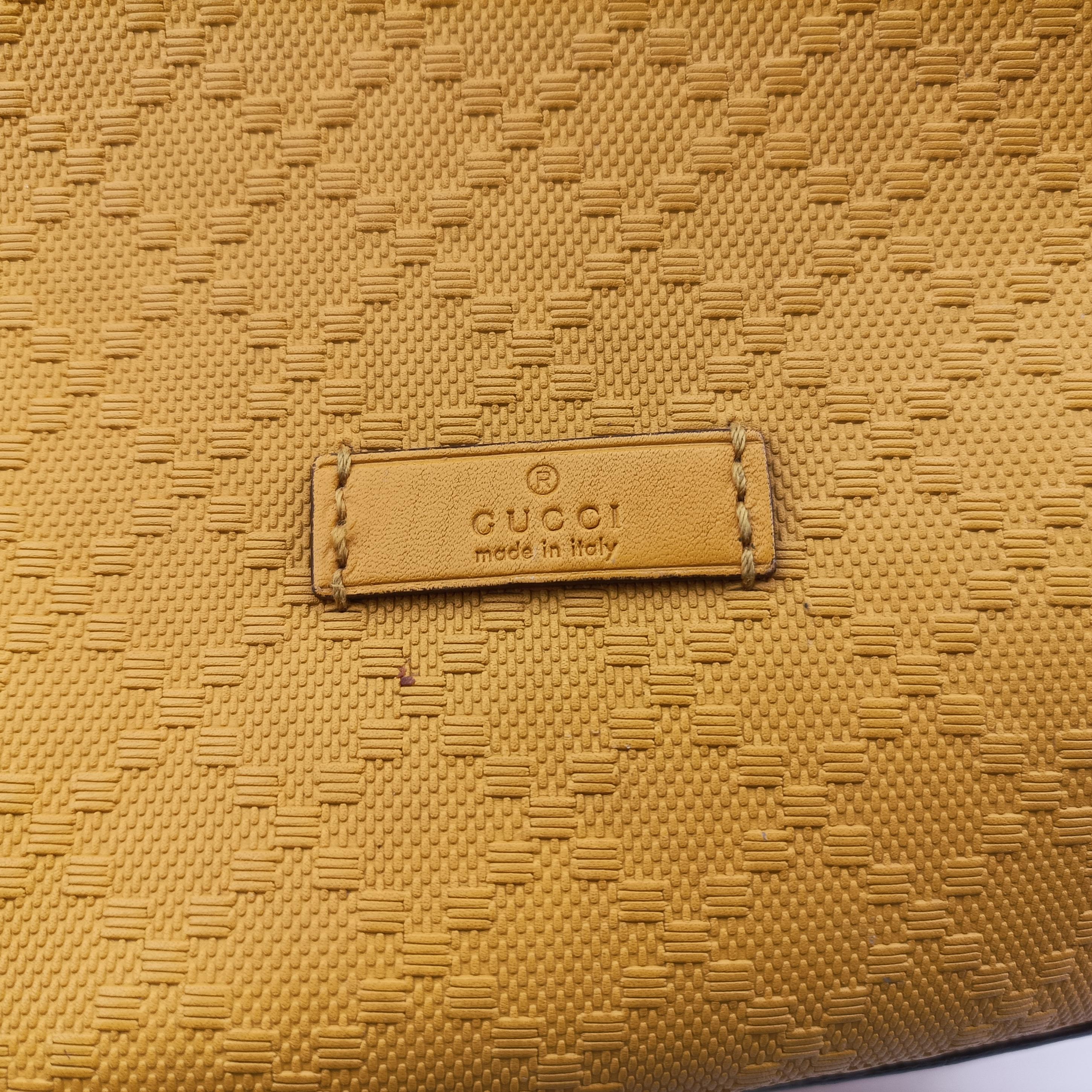Pre-owned Gucci Bright Diamante Bucket Yellow Leather 354229 shoulderbag | stylenewstar