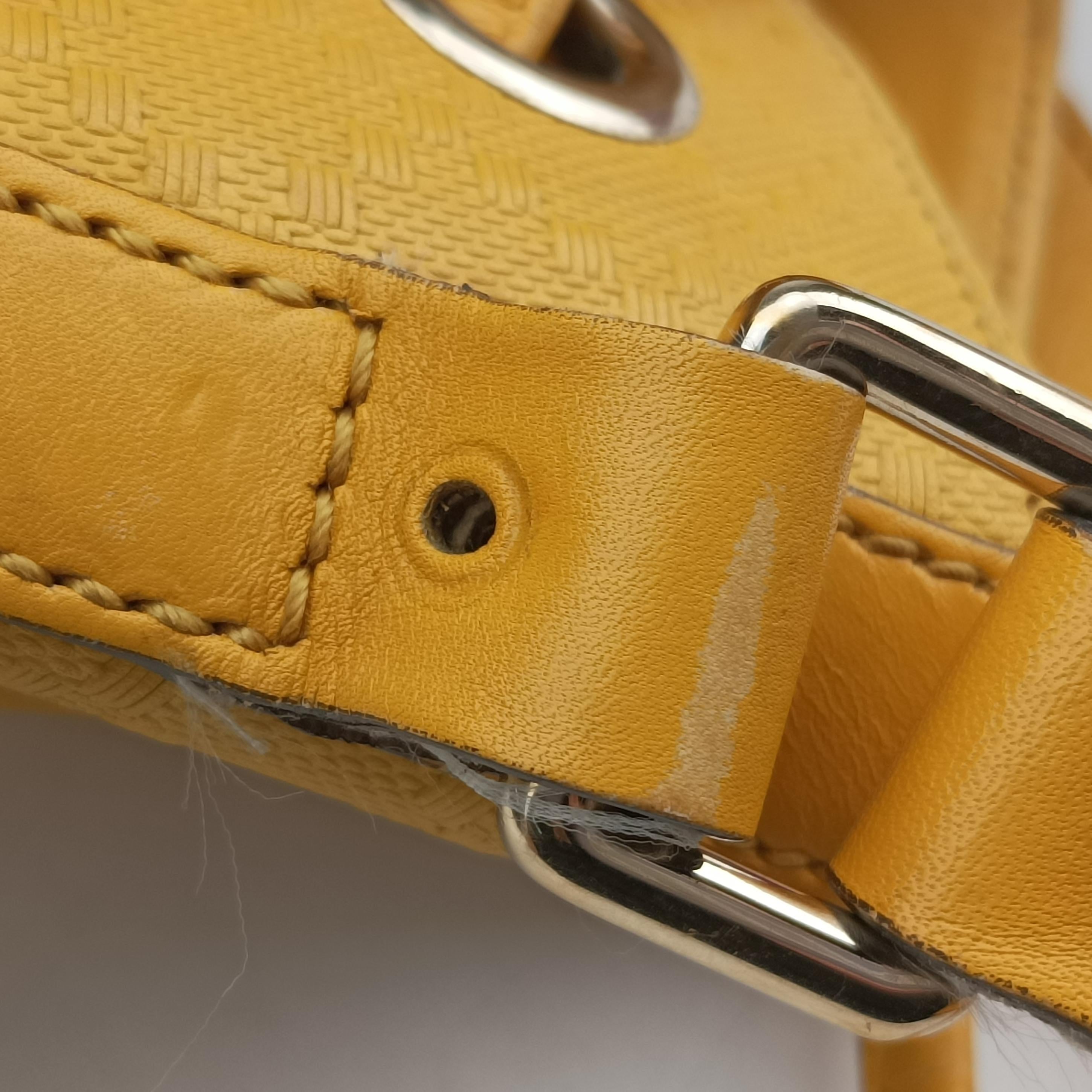 Pre-owned Gucci Bright Diamante Bucket Yellow Leather 354229 shoulderbag | stylenewstar