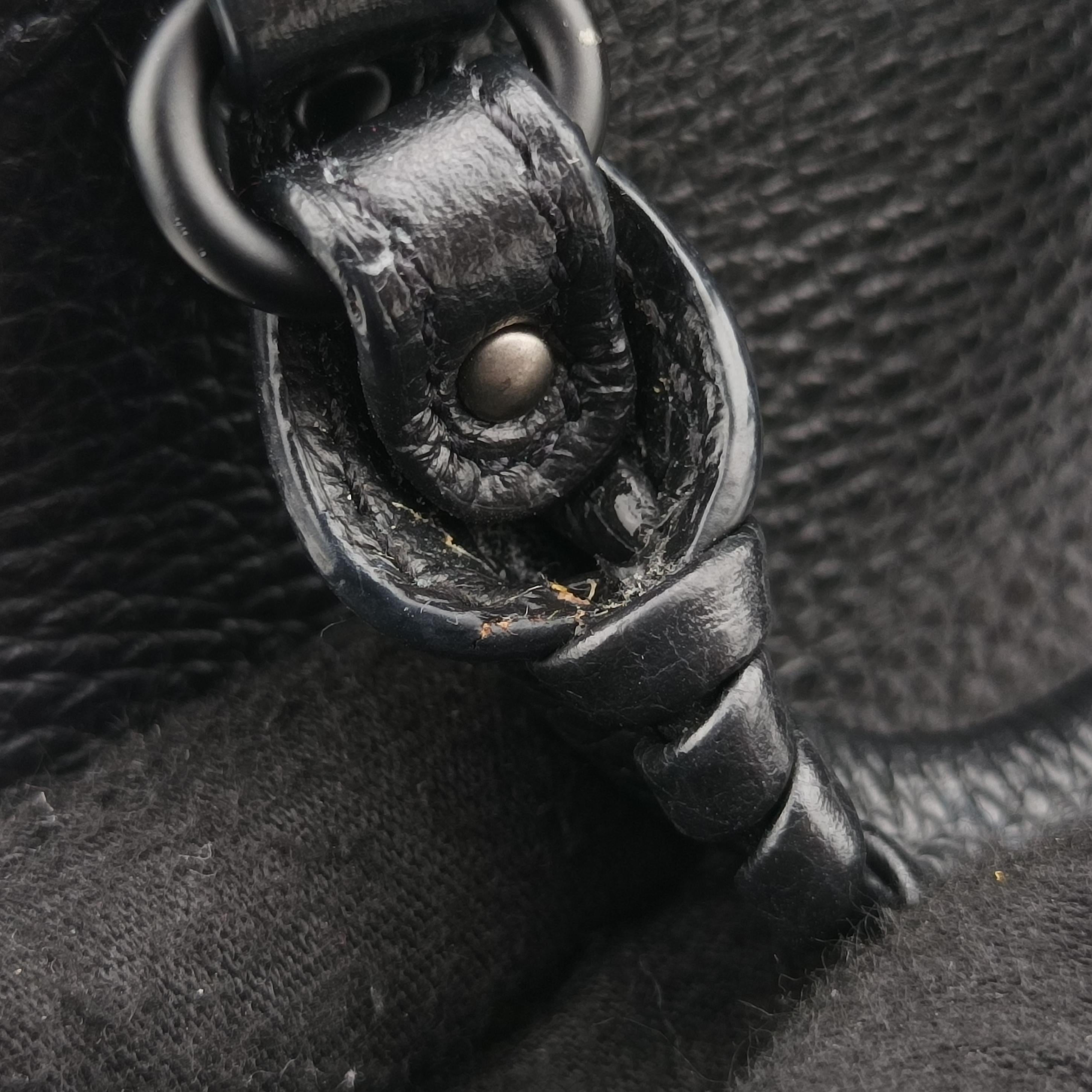 Pre-owned Balenciaga Neo Classic Nano Black Leather  shoulderbag | stylenewstar