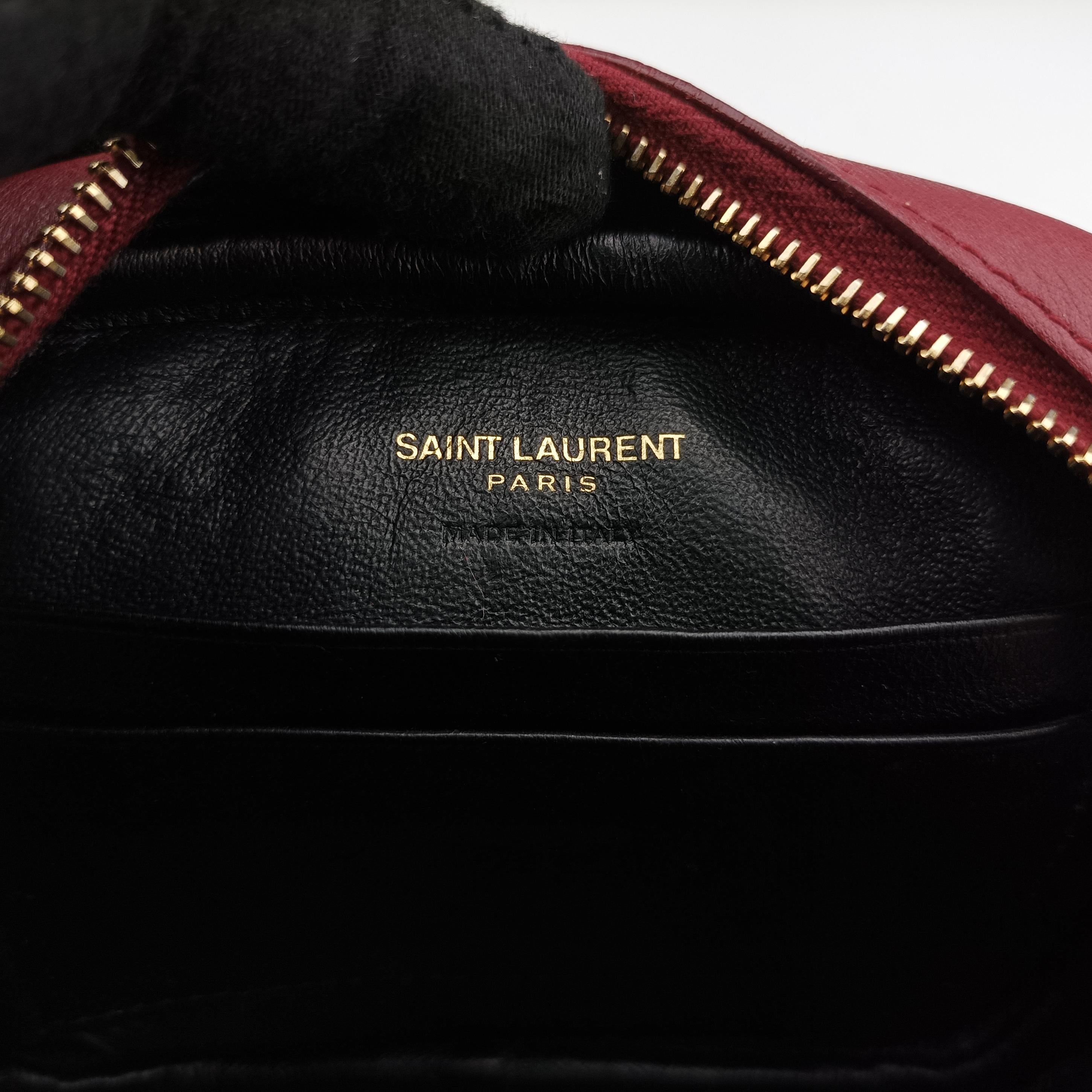 Secondhand Yves Saint Laurent Monogram Blogger Red Leather 425317 shoulderbag | stylenewstar