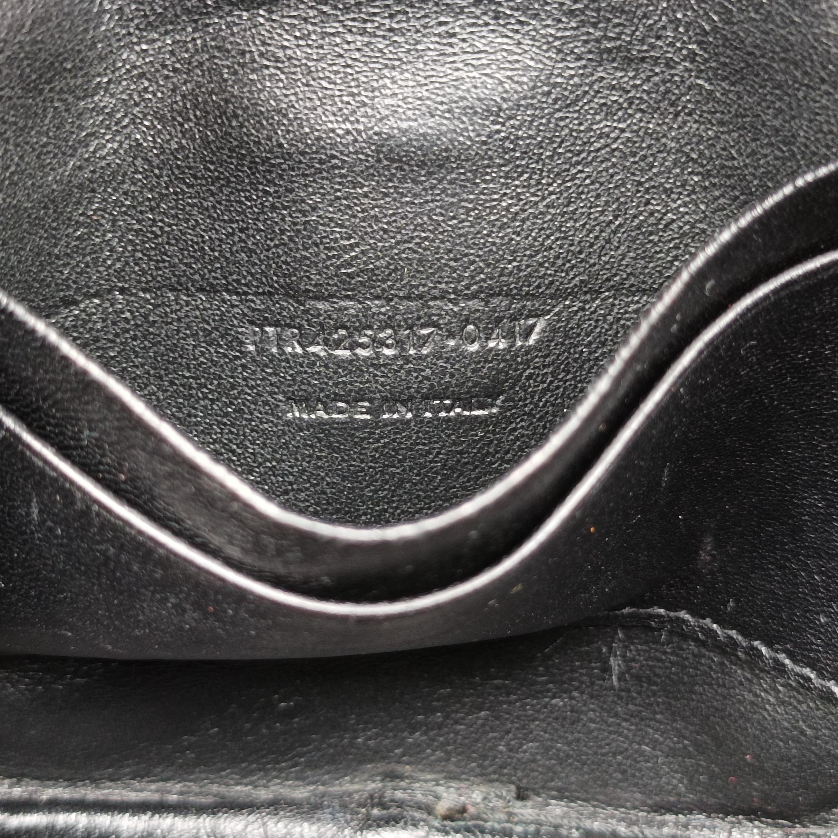 Secondhand Yves Saint Laurent Monogram Blogger Red Leather 425317 shoulderbag | stylenewstar