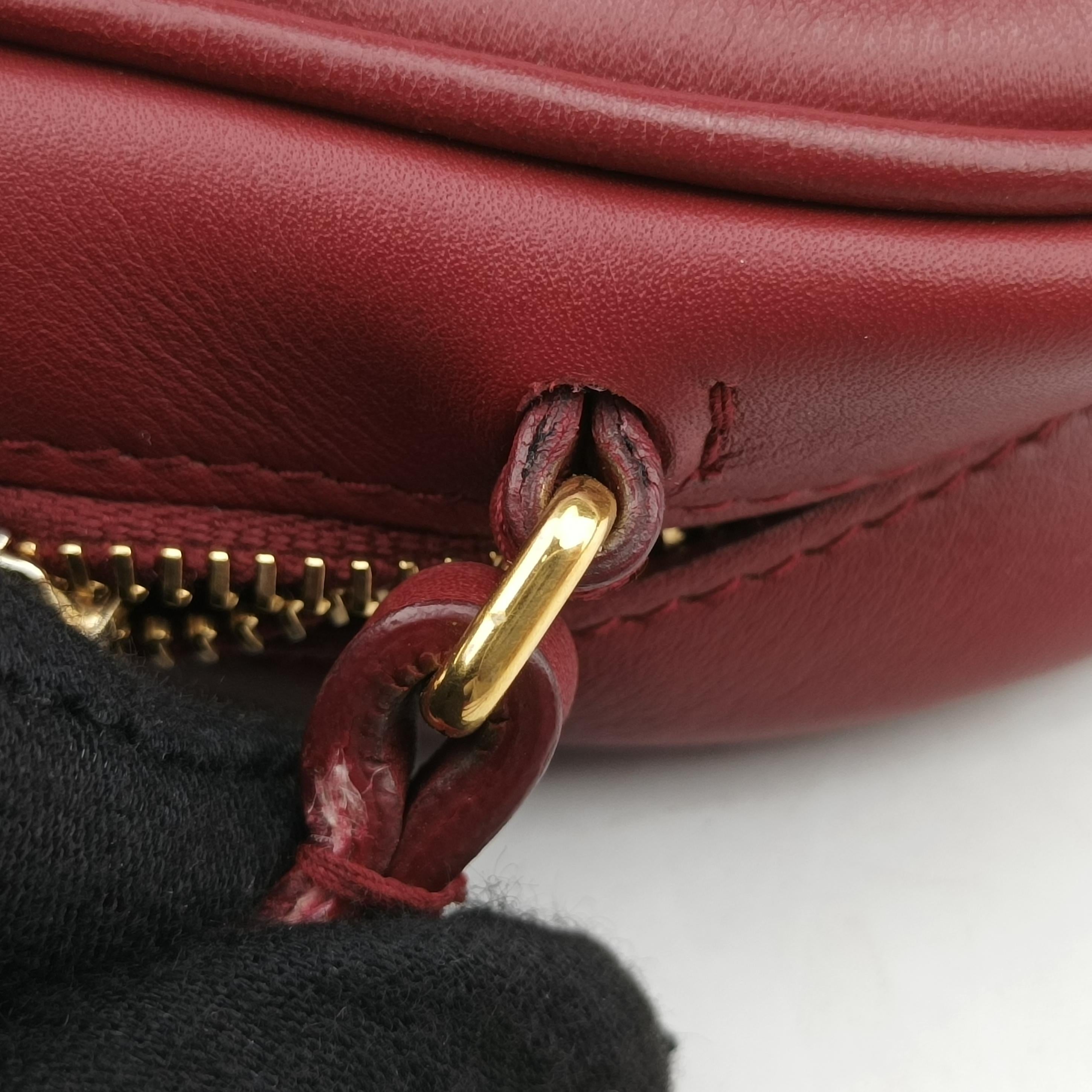Secondhand Yves Saint Laurent Monogram Blogger Red Leather 425317 shoulderbag | stylenewstar