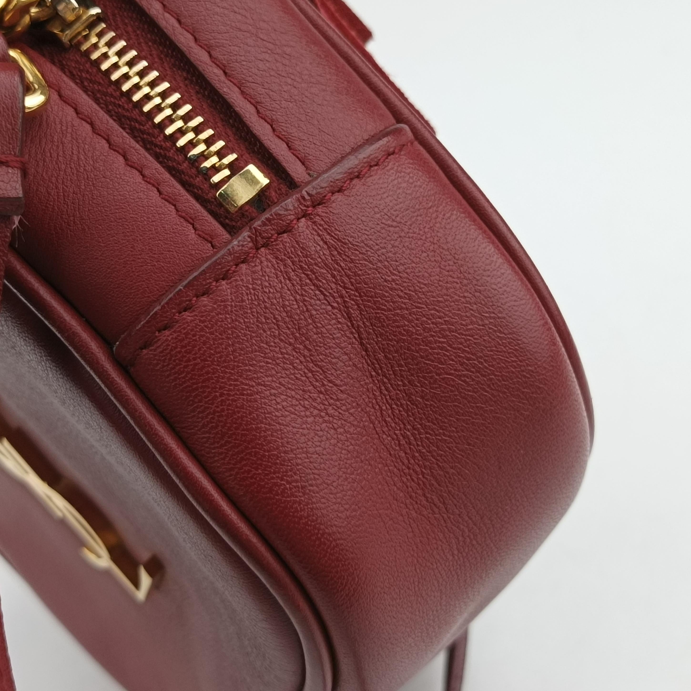 Secondhand Yves Saint Laurent Monogram Blogger Red Leather 425317 shoulderbag | stylenewstar