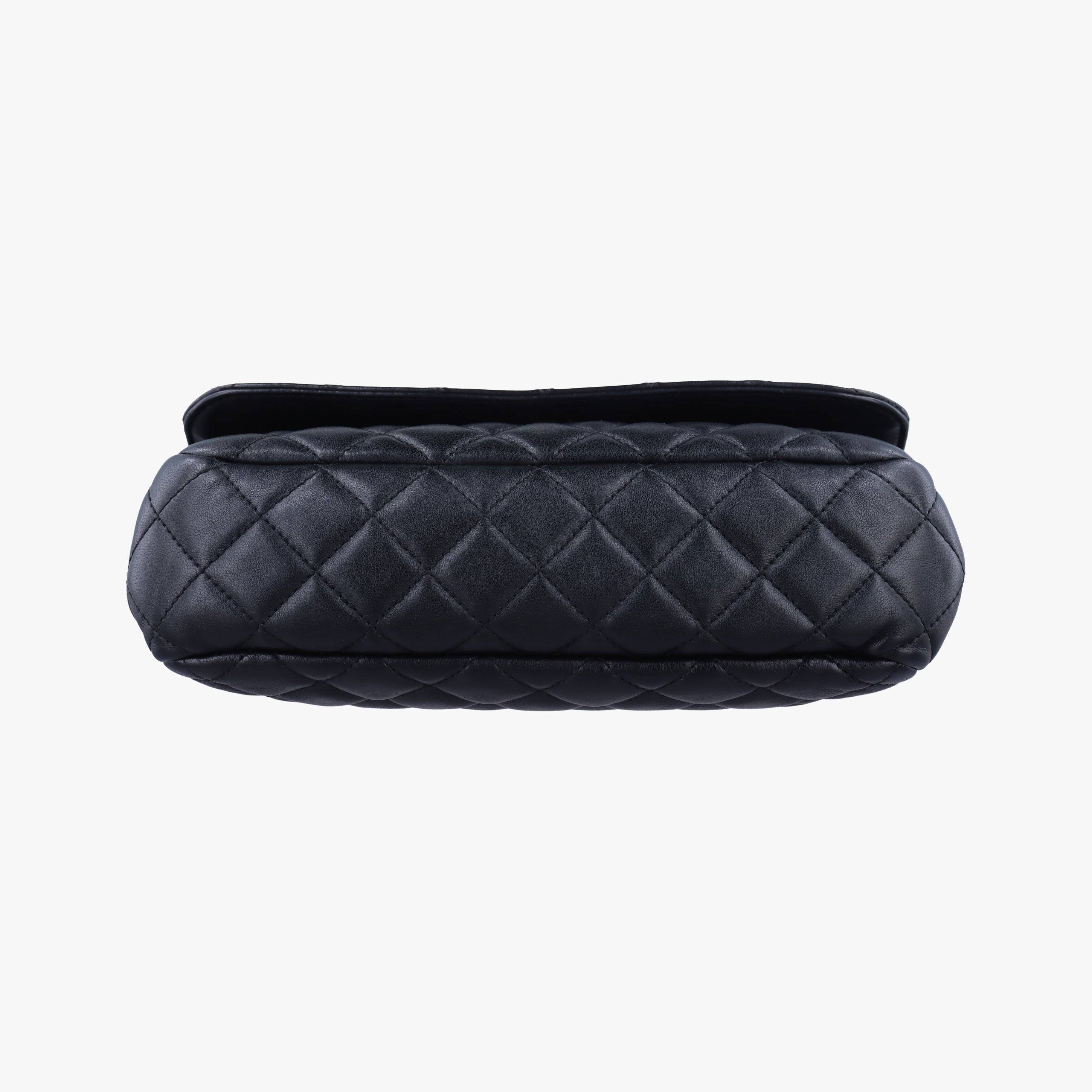 Pre-owned VERSACE Medusa Black Leather  shoulderbag | stylenewstar