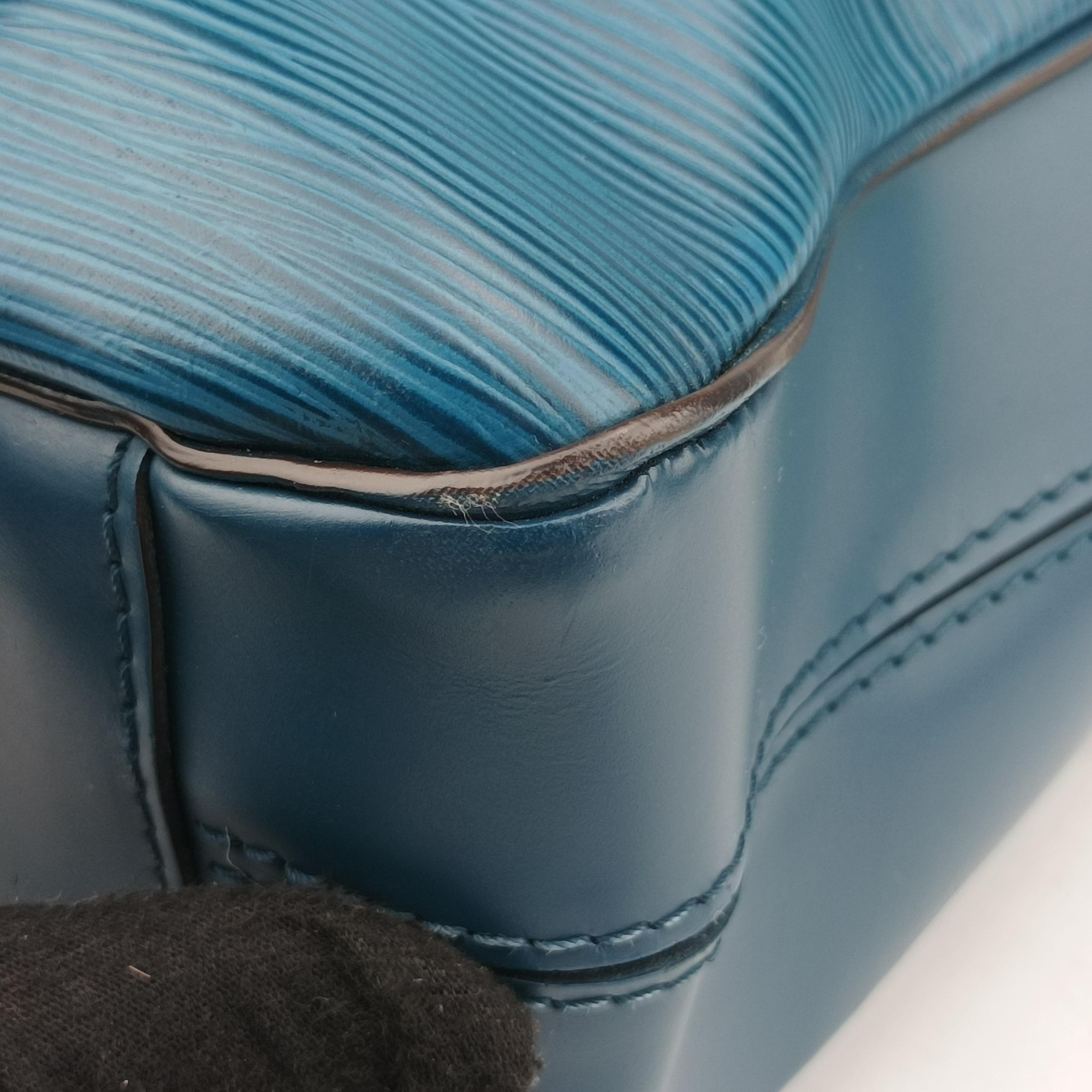 Pre-owned Louis Vuitton Porto Document Business PDB Blue Celeste Epi M54043 shoulderbag | stylenewstar