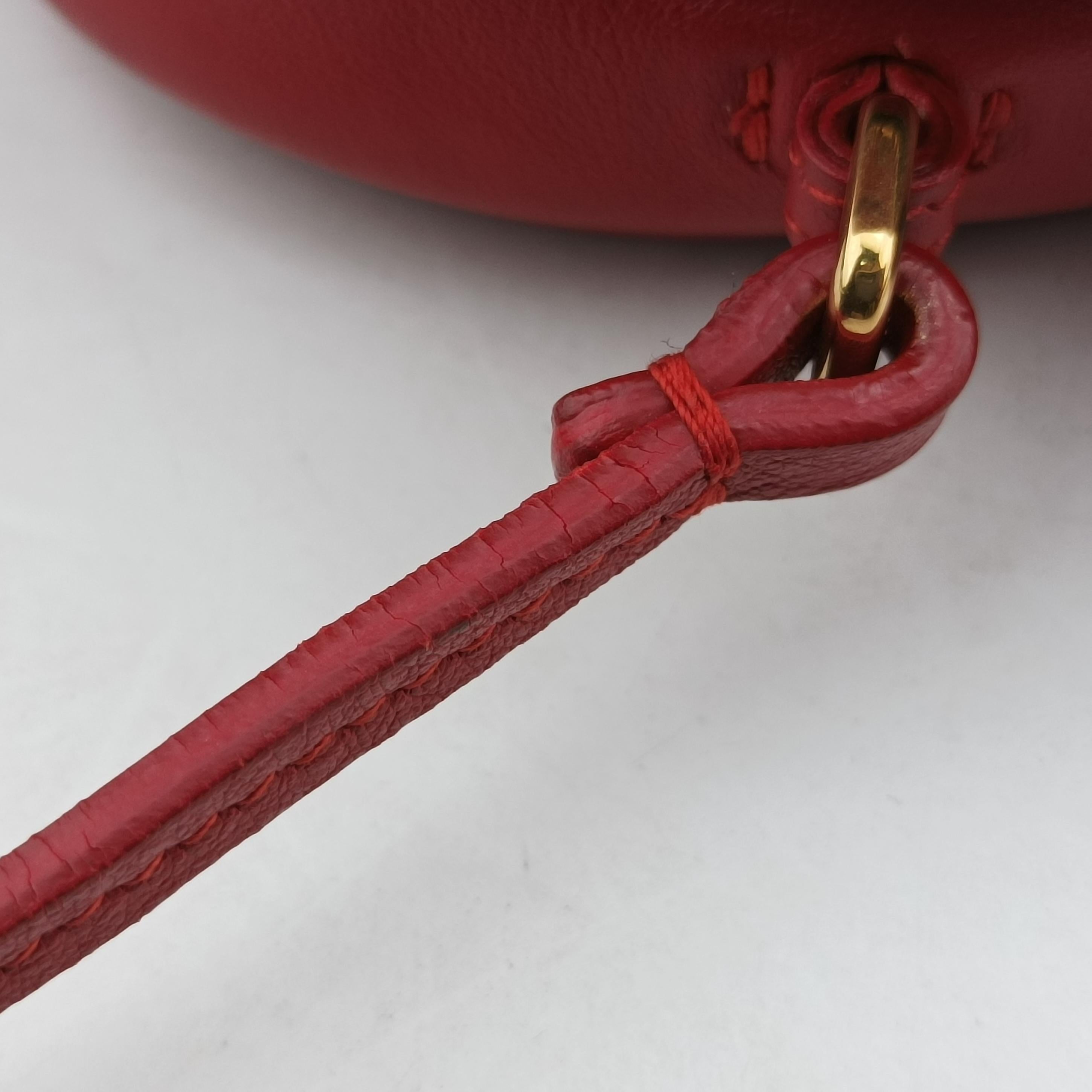 Pre-owned Yves Saint Laurent Monogram Blogger Red Leather 425317 shoulderbag | stylenewstar