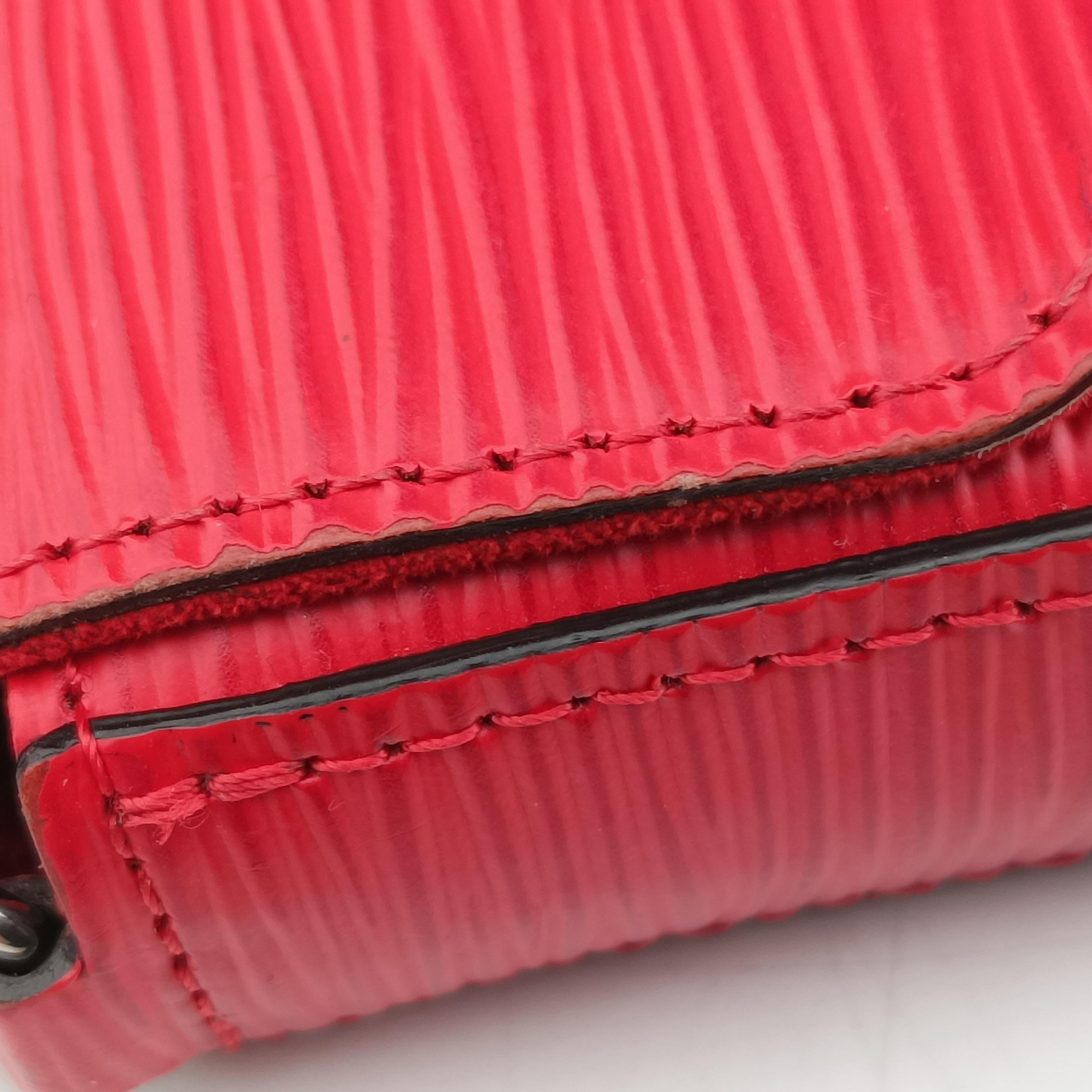 Pre-owned Louis Vuitton Pochette FéLICIE COQUELICOT Epi M41559 shoulderbag | stylenewstar