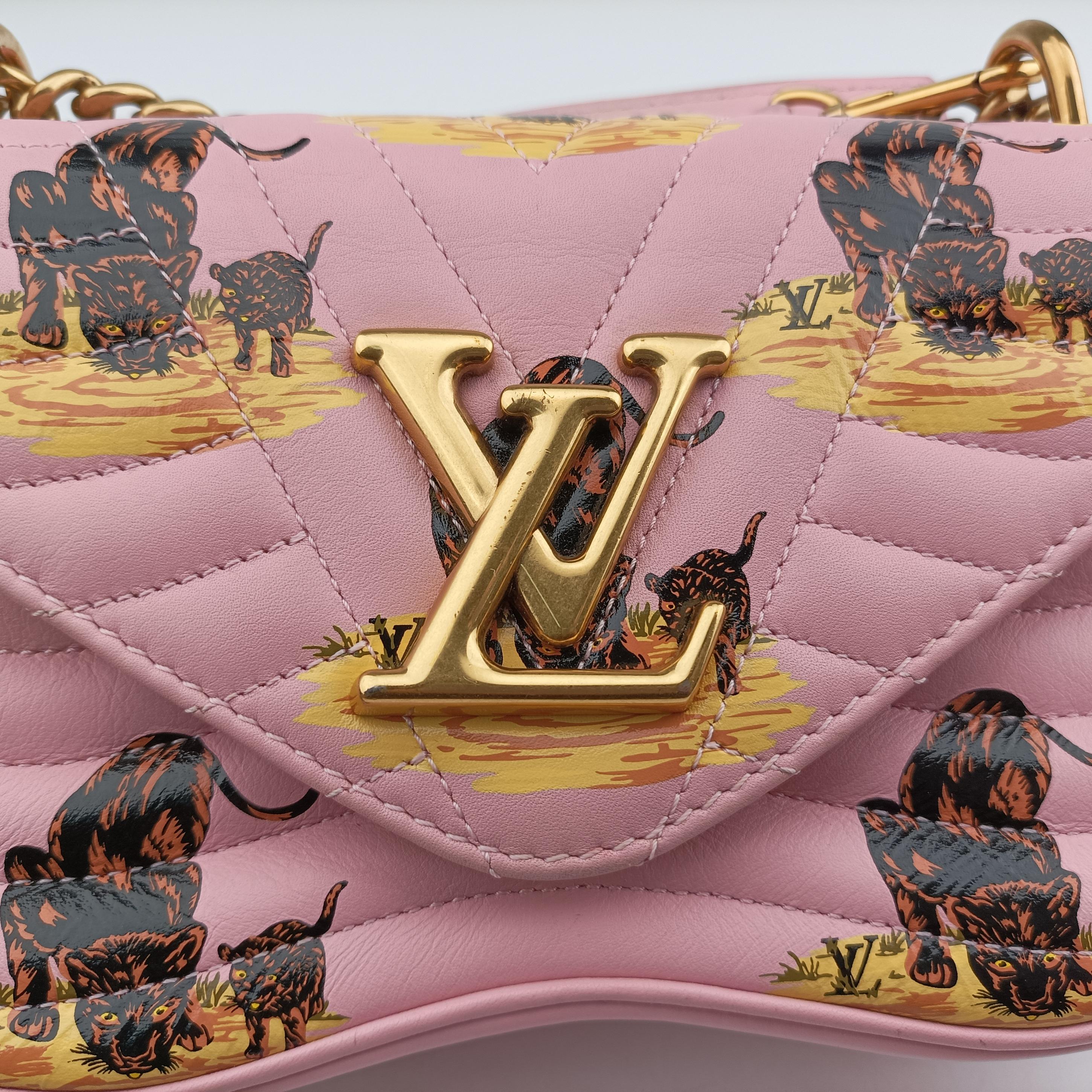 Secondhand Louis Vuitton eopard Print New Wave Chain PM pink×multicolor Leather  shoulderbag | stylenewstar