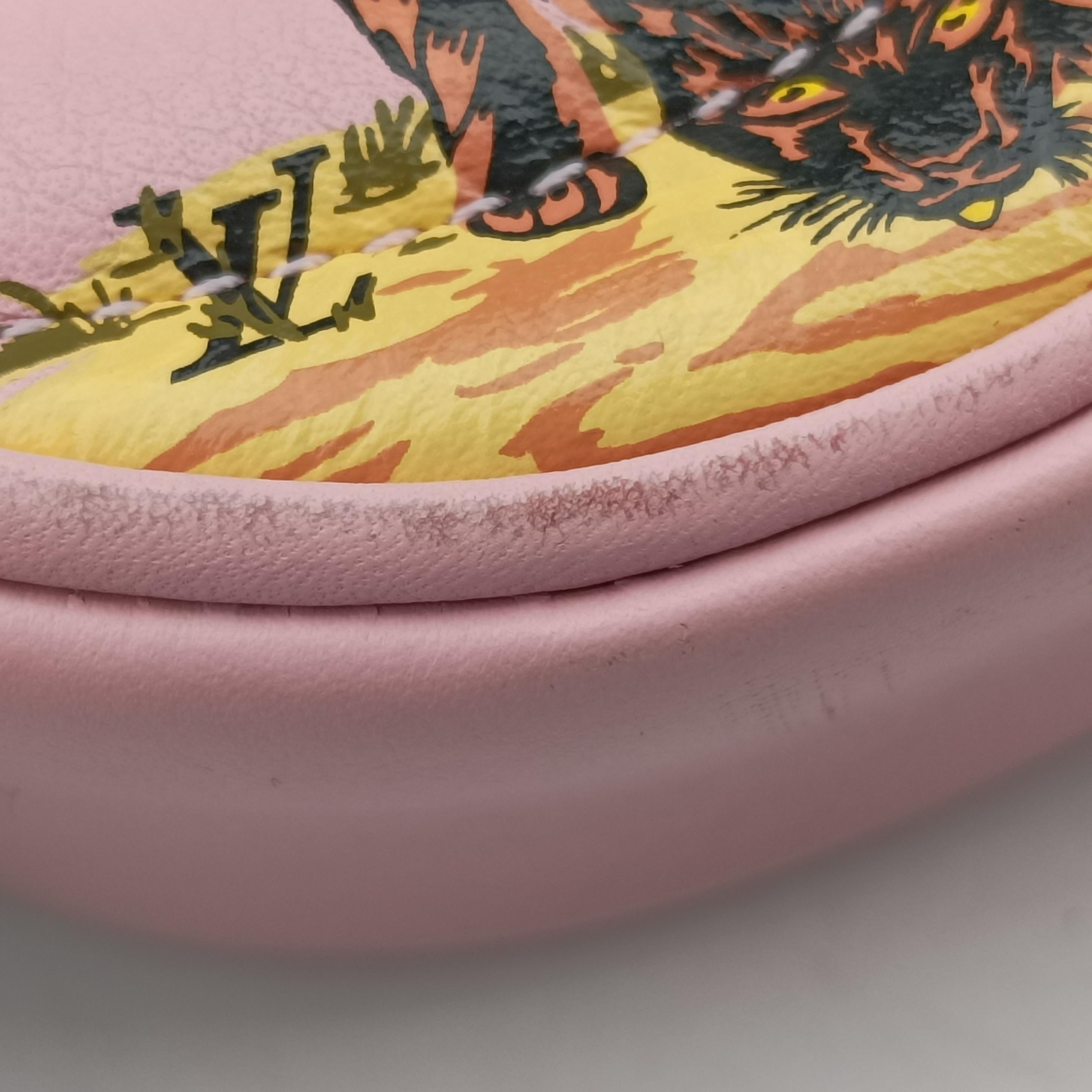 Secondhand Louis Vuitton eopard Print New Wave Chain PM pink×multicolor Leather  shoulderbag | stylenewstar