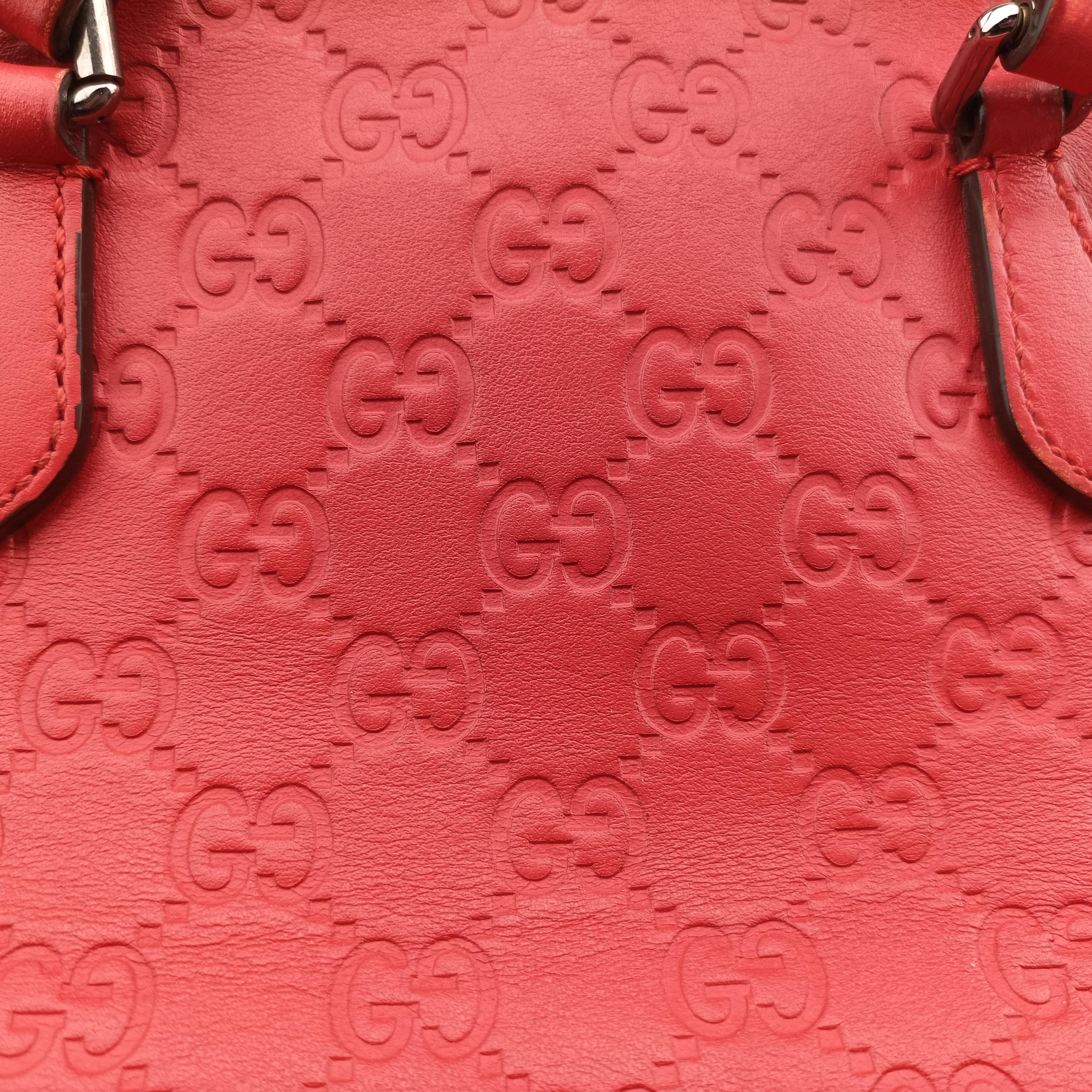 Pre-owned Gucci Microguccissima dome Red Leather 341504 shoulderbag | stylenewstar