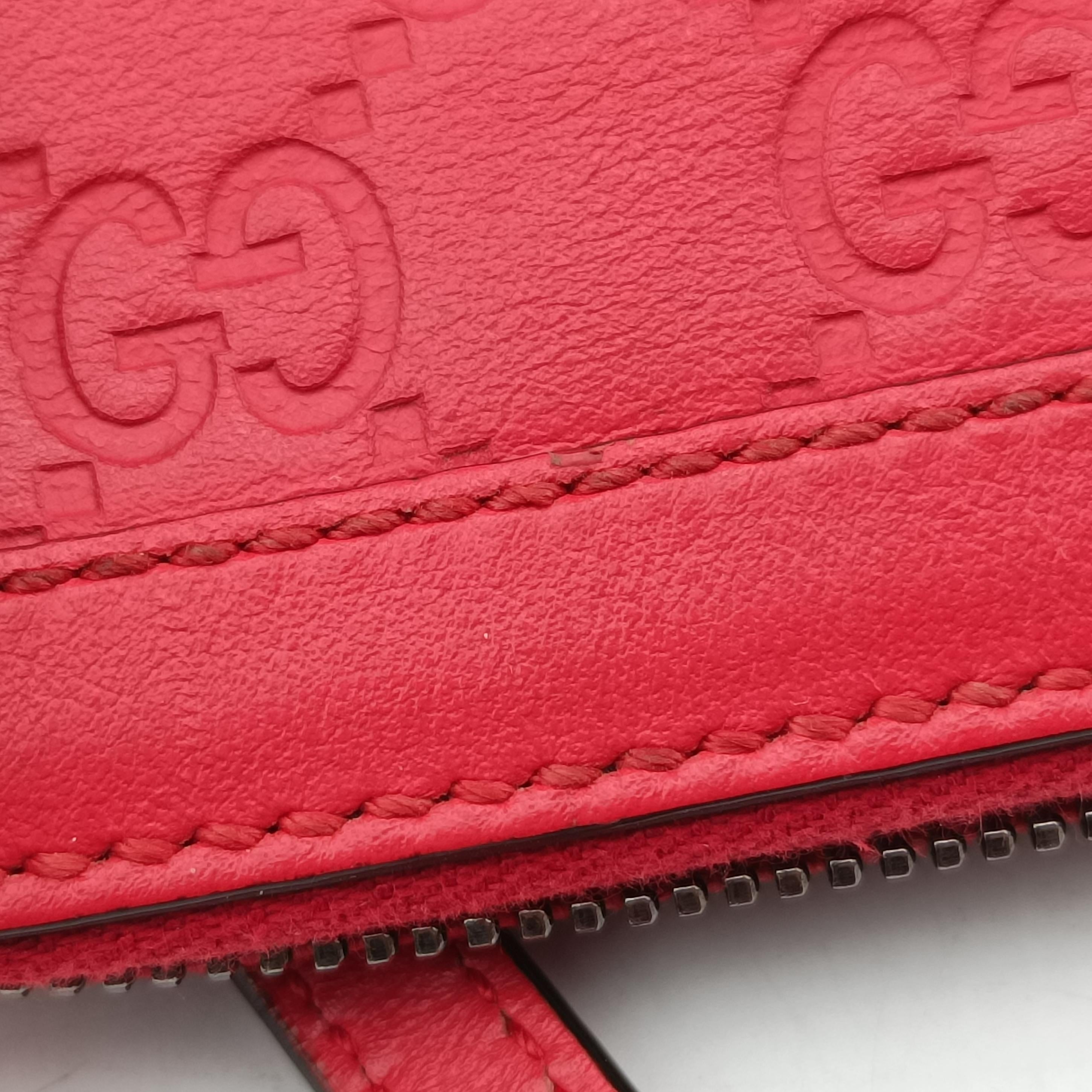 Pre-owned Gucci Microguccissima dome Red Leather 341504 shoulderbag | stylenewstar