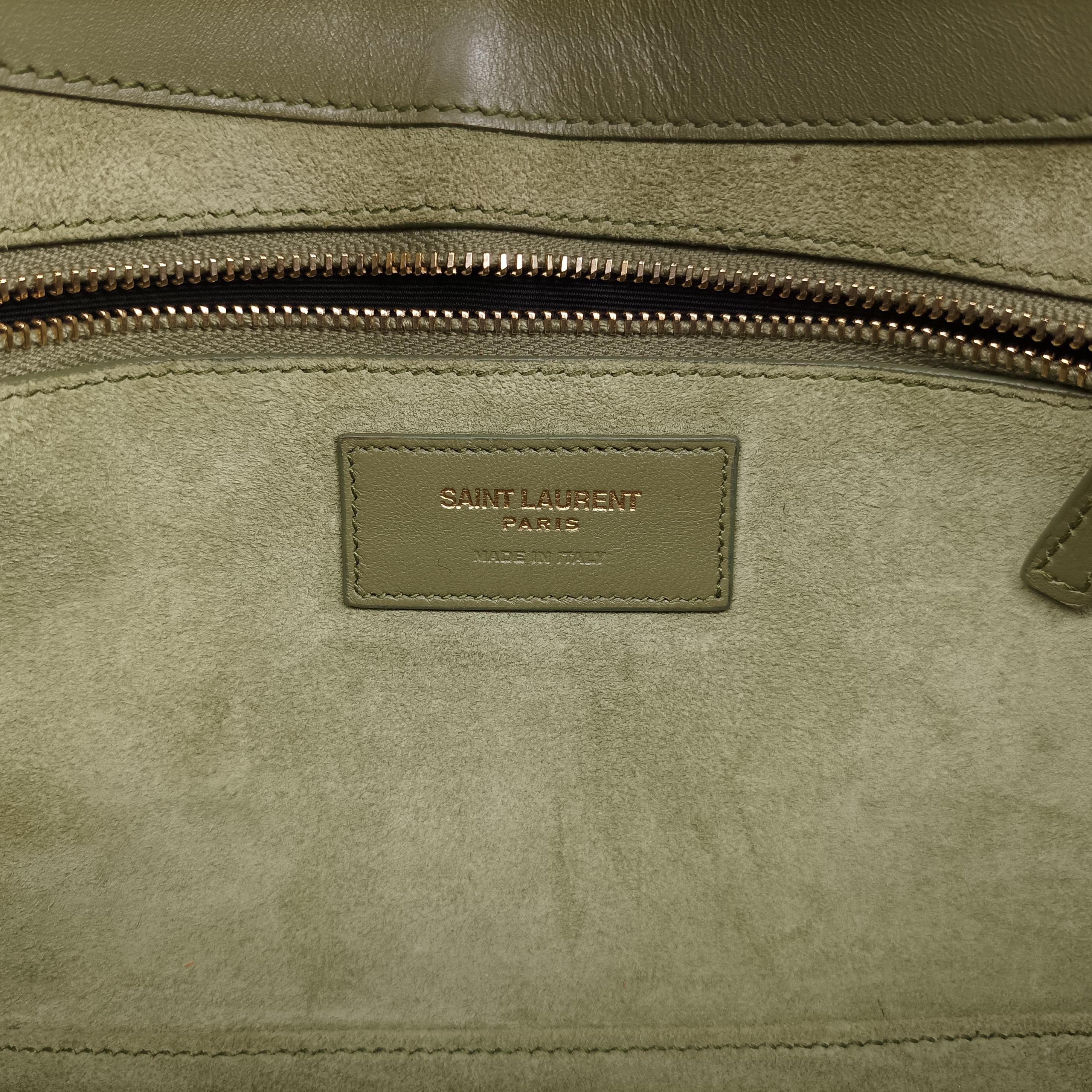 Secondhand Yves Saint Laurent LE 5 a 7Mini Hobo Green Leather 657228 shoulderbag | stylenewstar