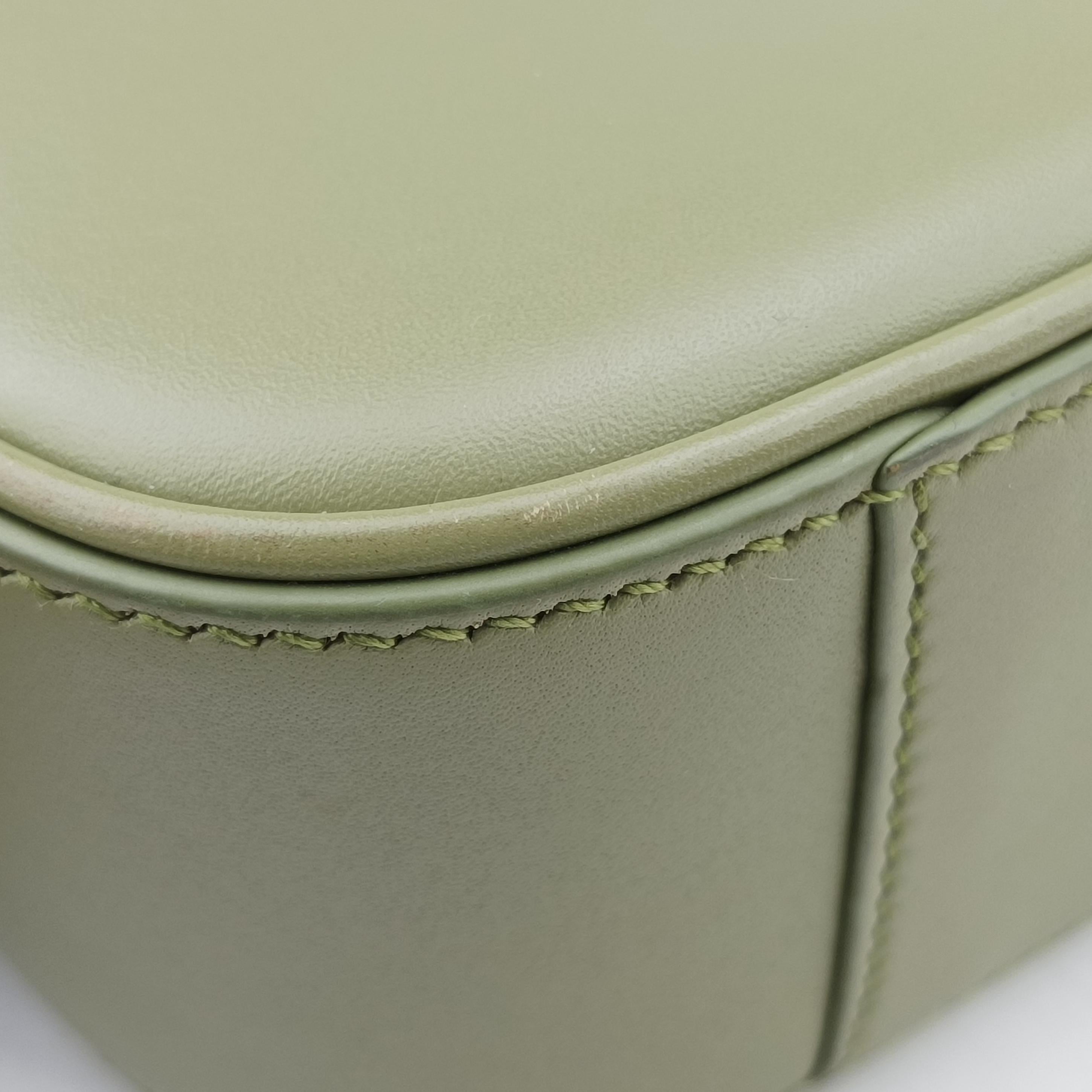 Secondhand Yves Saint Laurent LE 5 a 7Mini Hobo Green Leather 657228 shoulderbag | stylenewstar