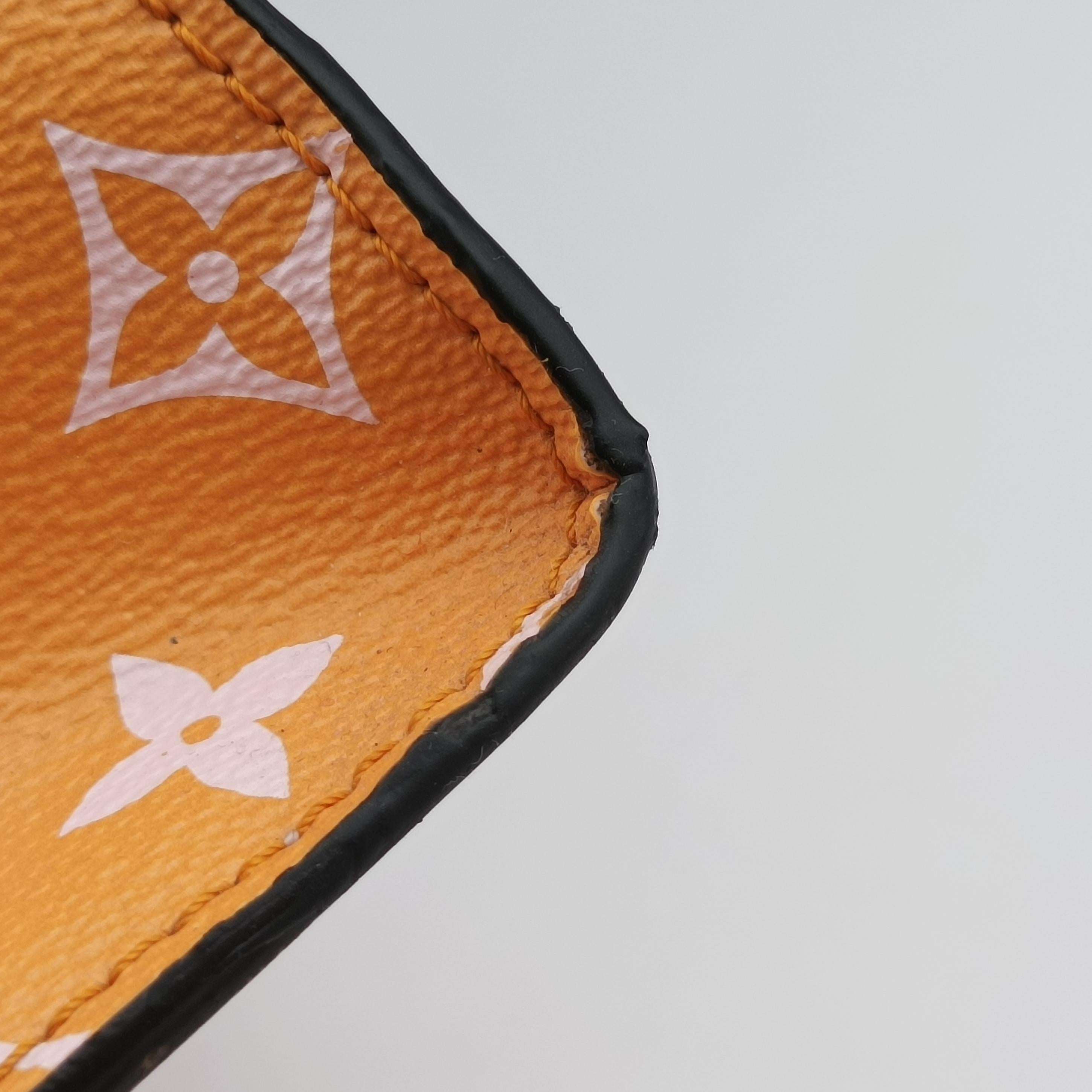 Pre-owned Louis Vuitton On The Go GM ROUGE Monogram Giant M44569 shoulderbag | stylenewstar