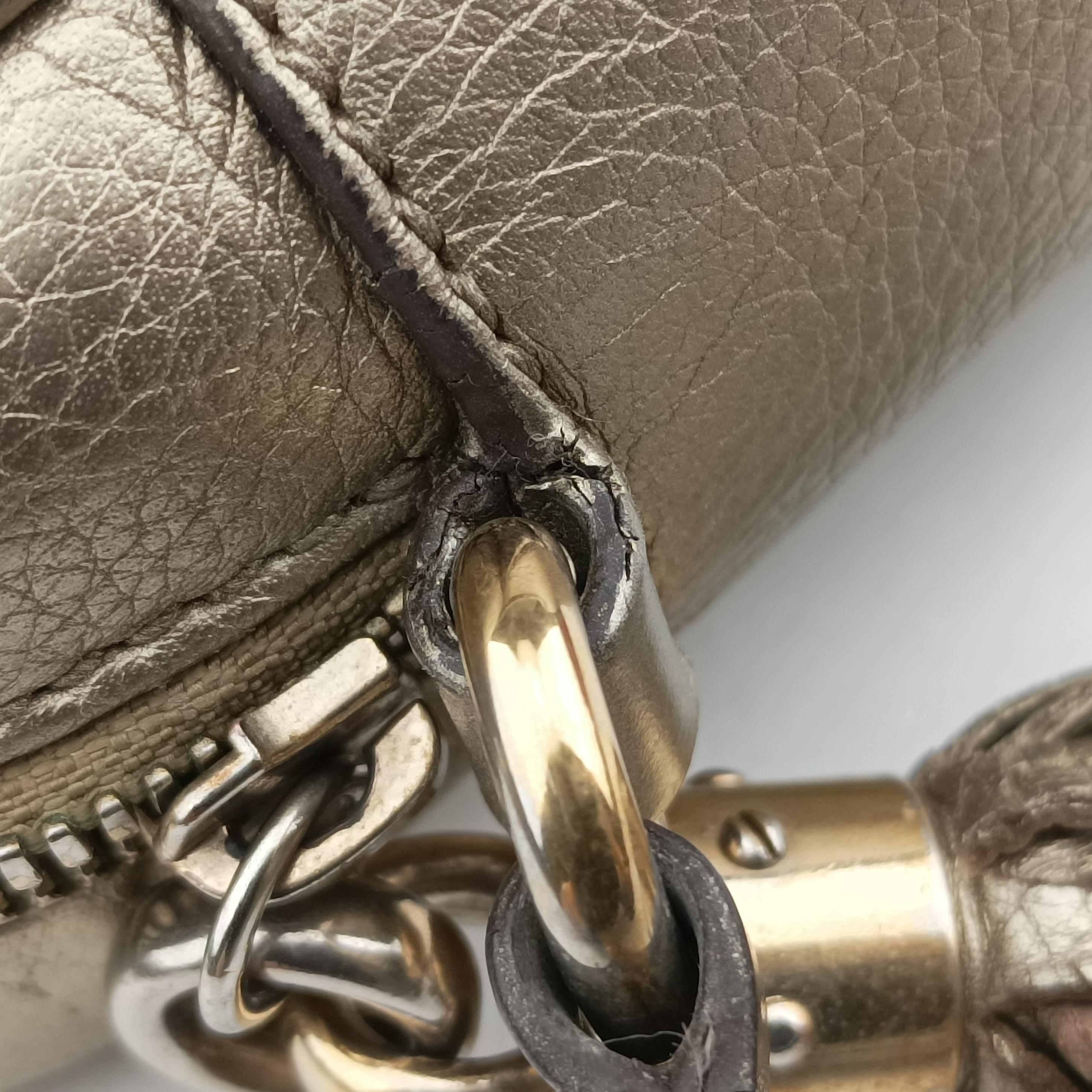 Pre-owned Gucci Soho Golden Leather 308364 shoulderbag | stylenewstar