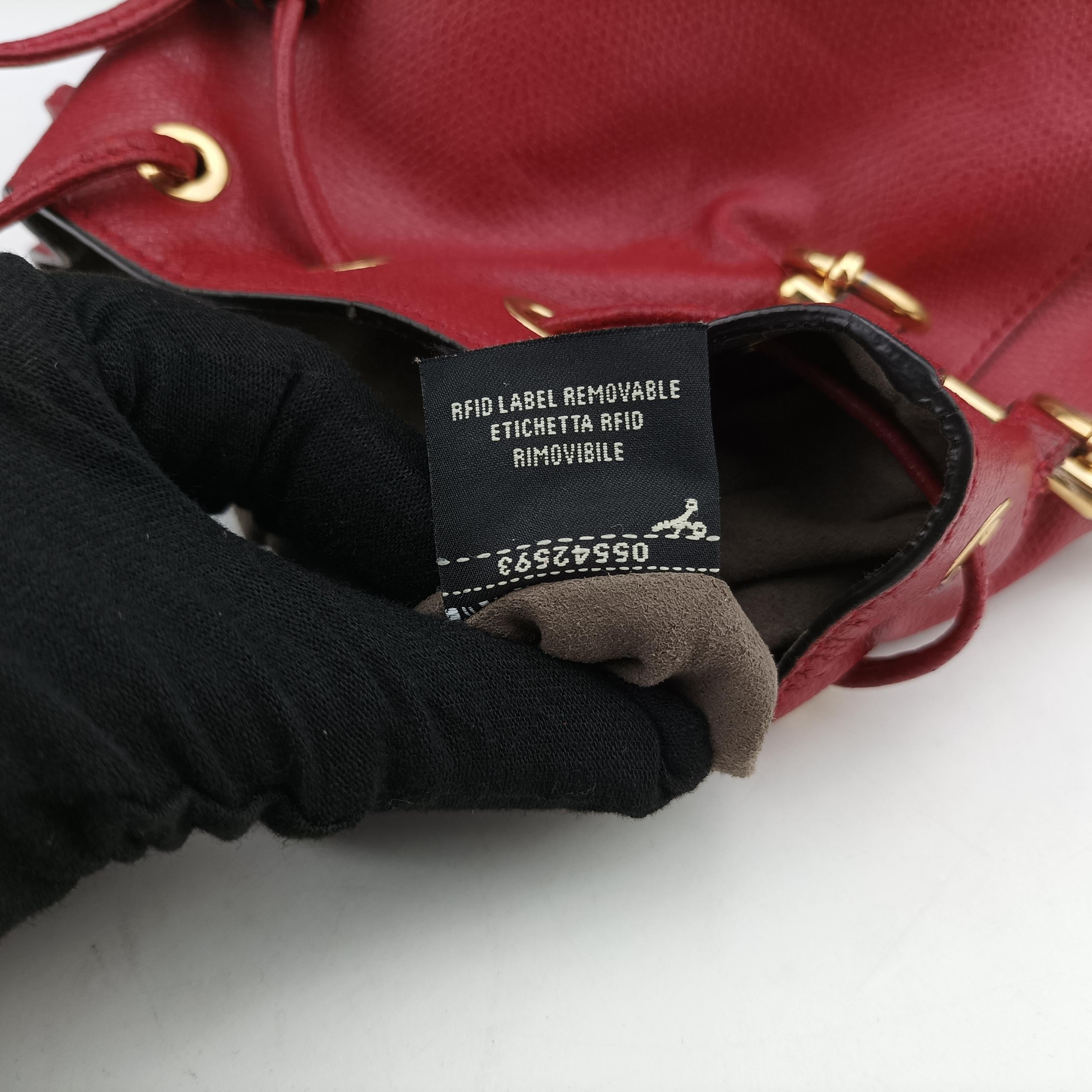 Pre-owned Fendi Mon Tresor Mini Bucket Red Leather 8BS010 shoulderbag | stylenewstar