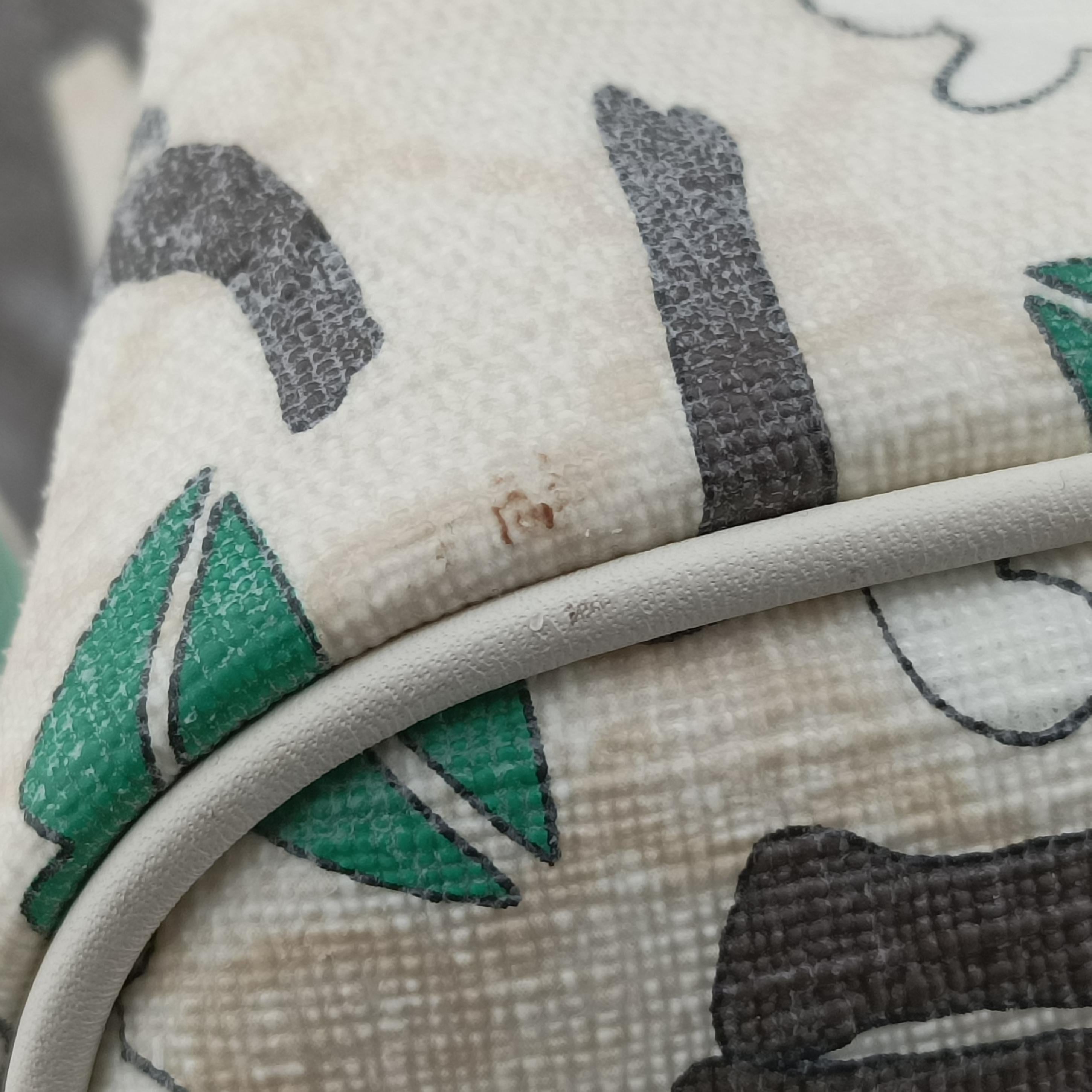 Secondhand Gucci UNICEF Joy white×Multicolour Canvas 189895 handbag | stylenewstar