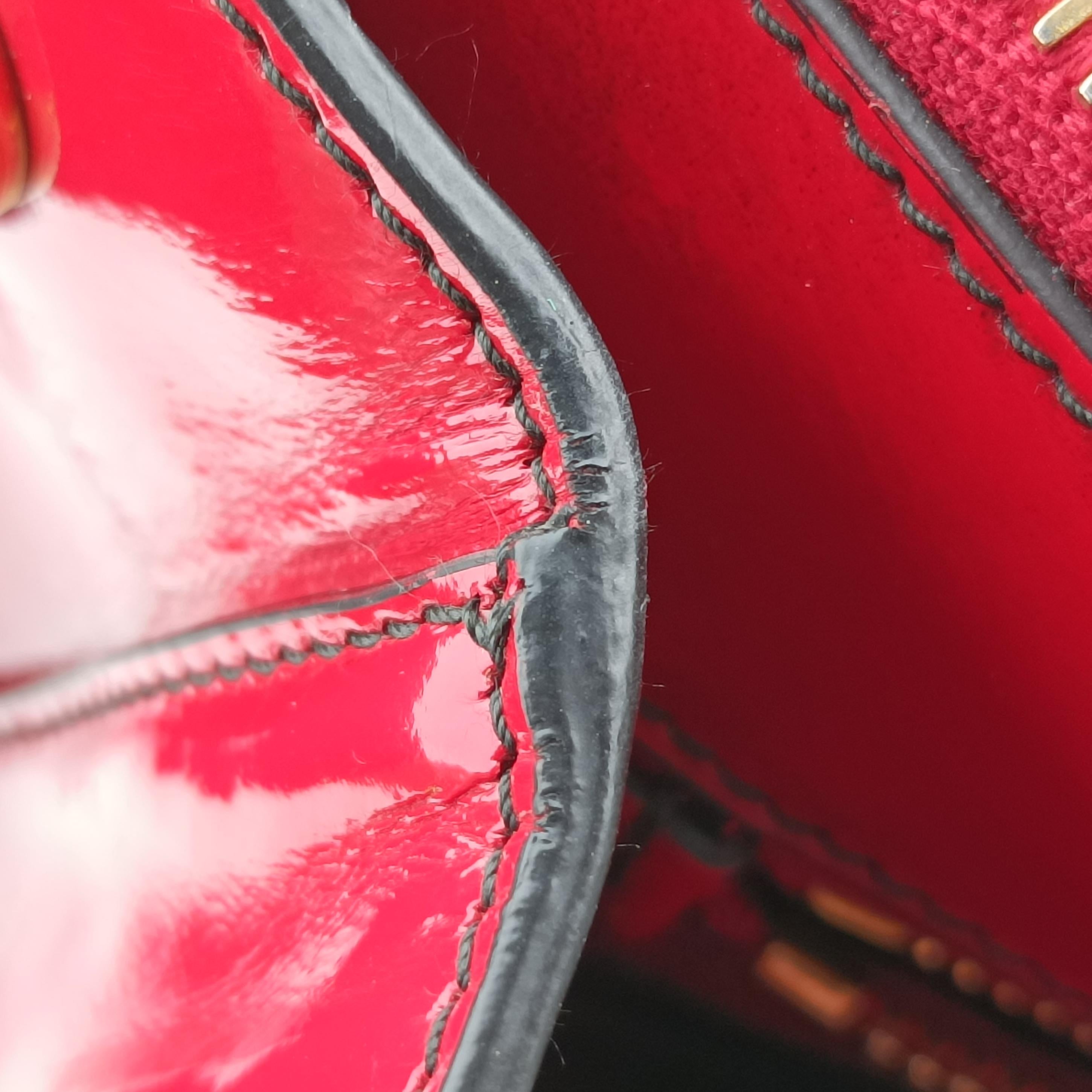 Vintage Prada Galleria Red patent  handbag | stylenewstar