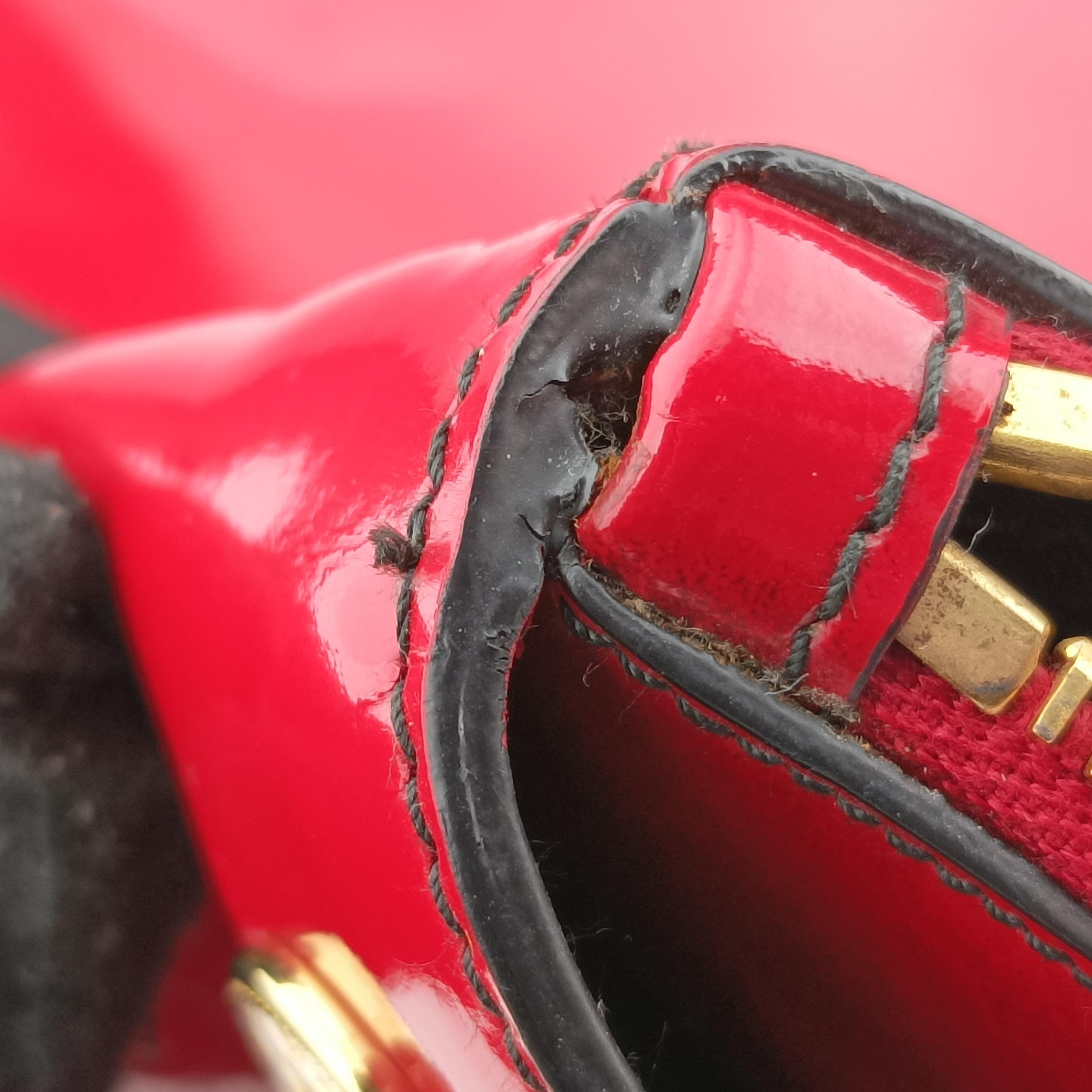Vintage Prada Galleria Red patent  handbag | stylenewstar