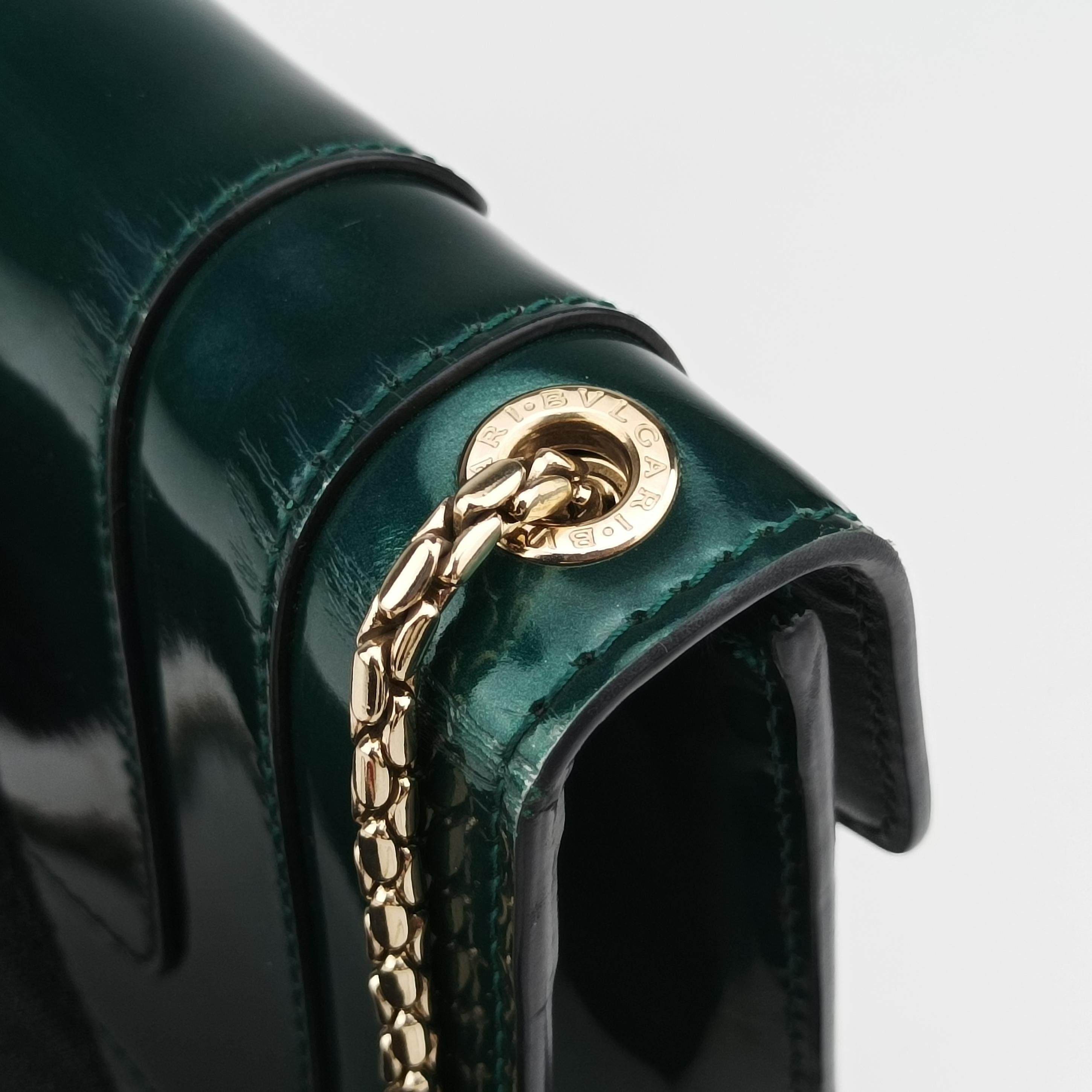 Pre-owned Bvlgari SERPENTI FOREVER Green leather  shoulderbag | stylenewstar