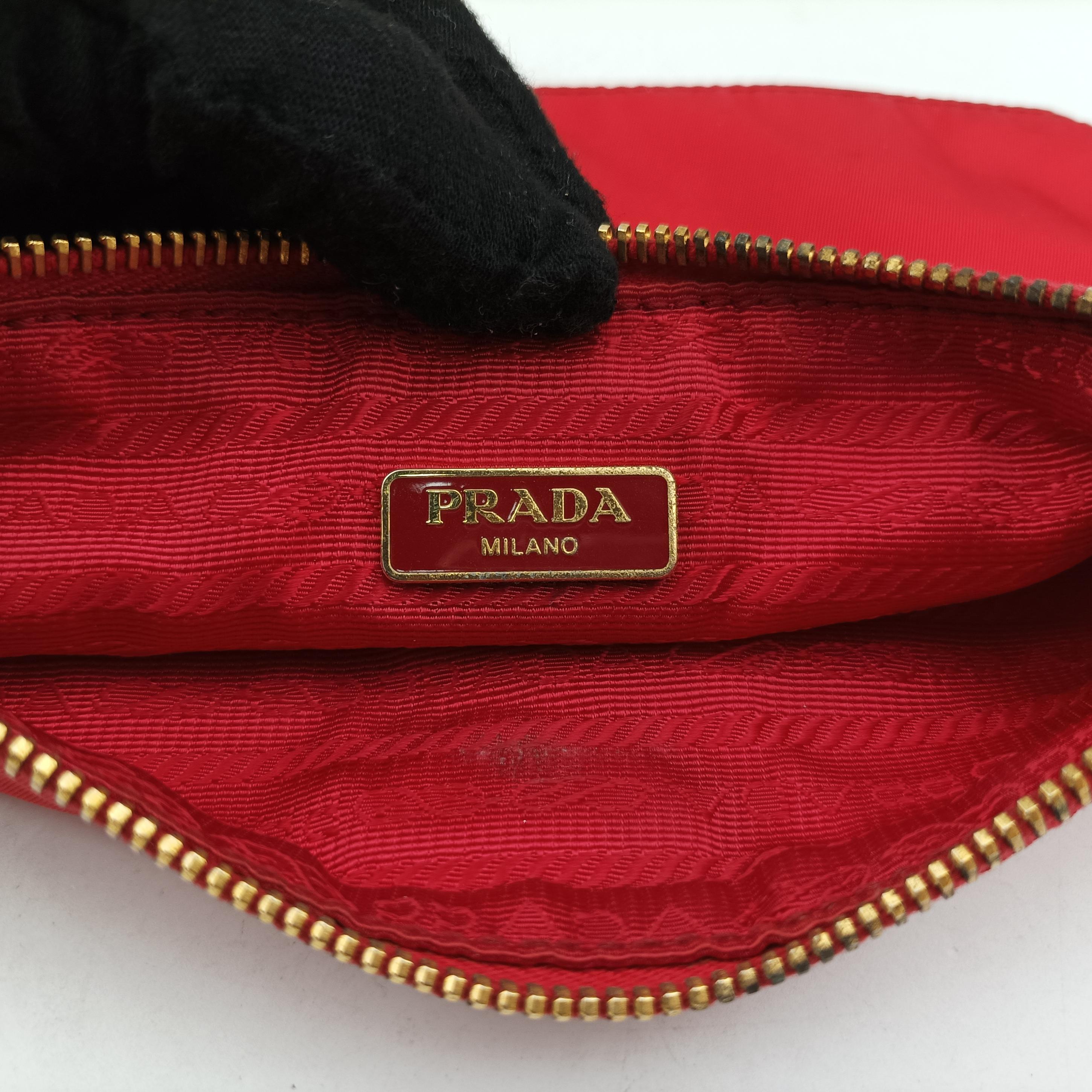 Pre-owned Prada Perforated Tote Red PVC  shoulderbag | stylenewstar