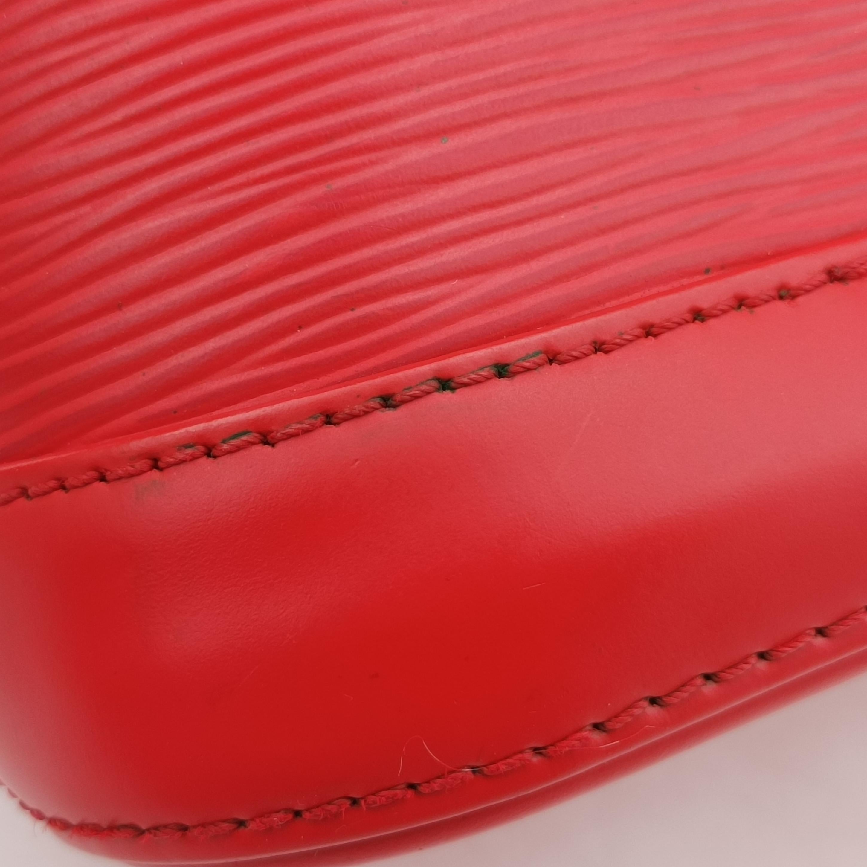 Secondhand Louis Vuitton Alma BB COQUELICOT Epi M41160 shoulderbag | stylenewstar