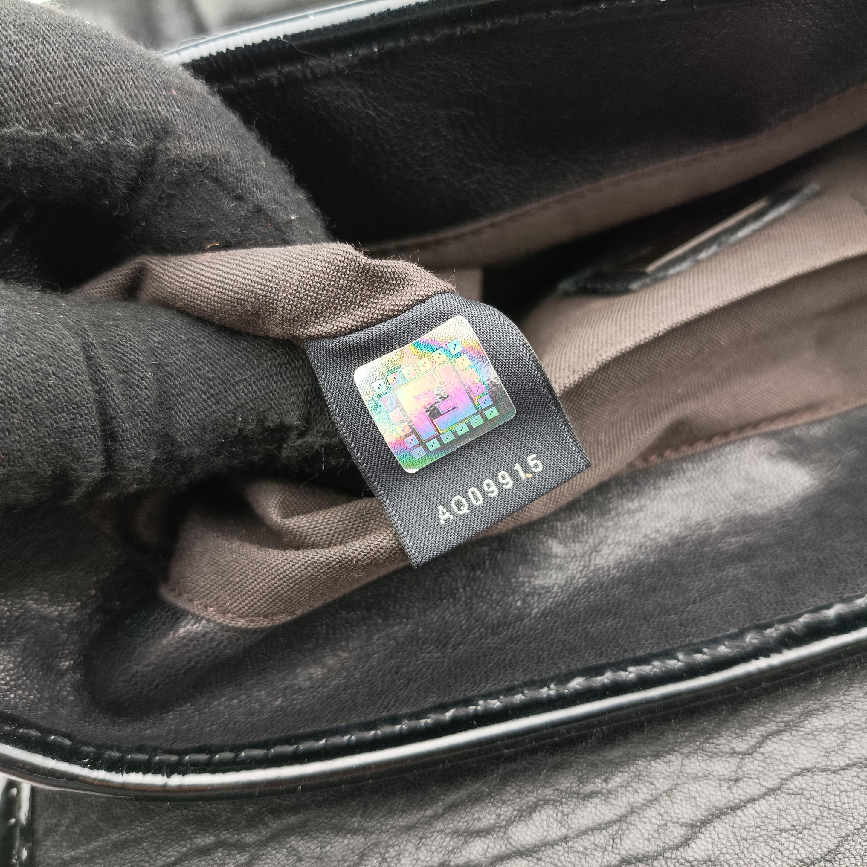 Pre-owned Fendi B Bag Black Leather  shoulderbag | stylenewstar