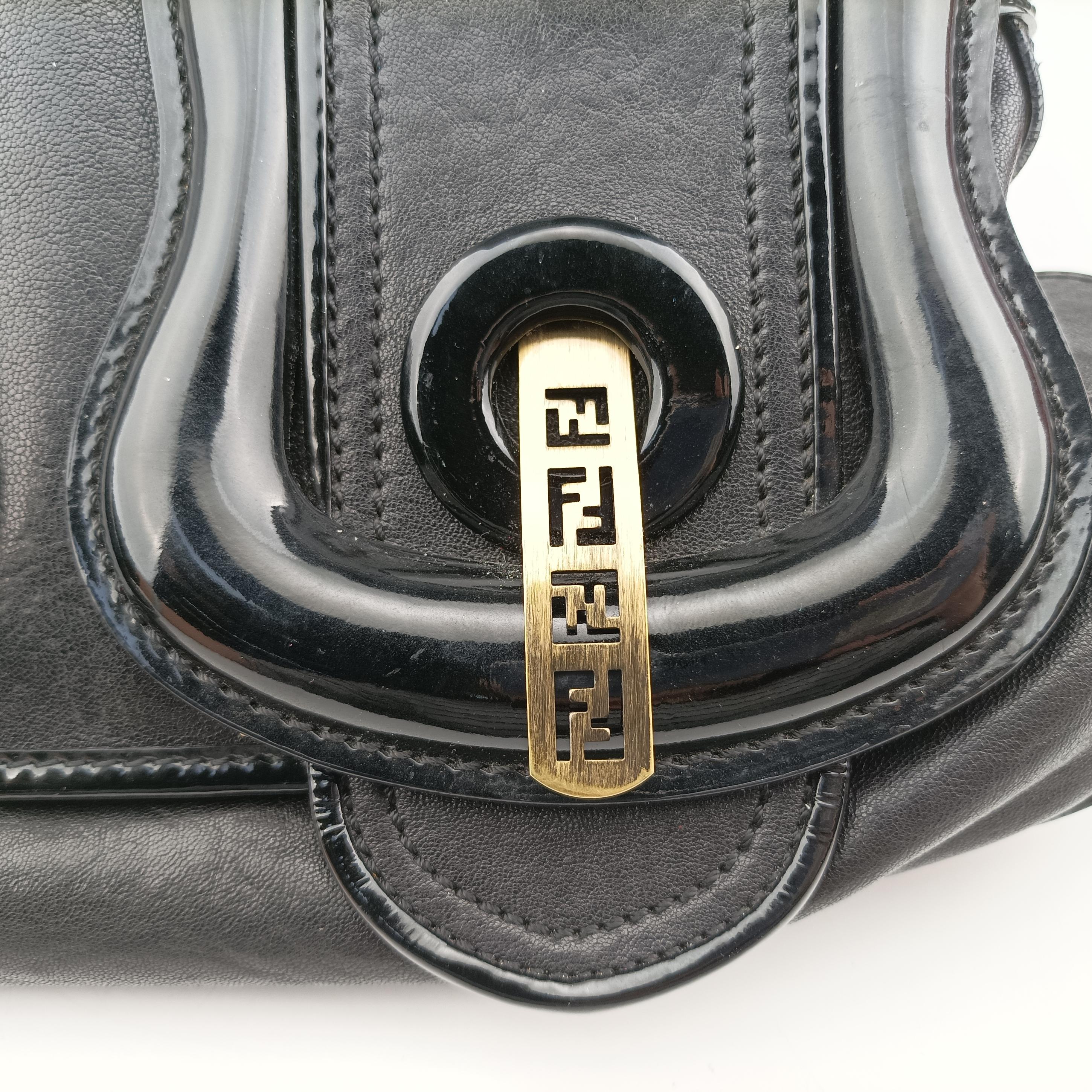 Pre-owned Fendi B Bag Black Leather  shoulderbag | stylenewstar