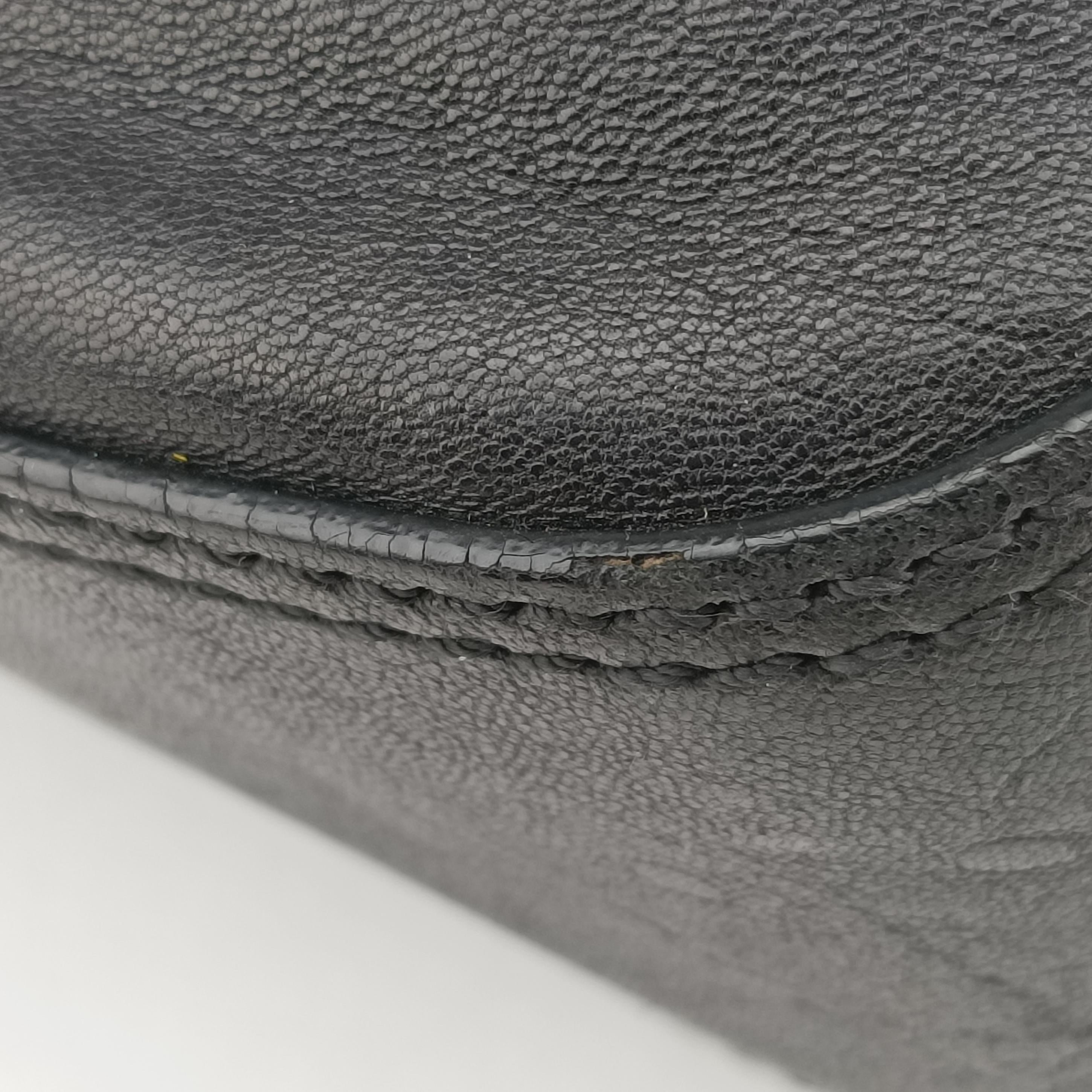 Pre-owned Fendi B Bag Black Leather  shoulderbag | stylenewstar