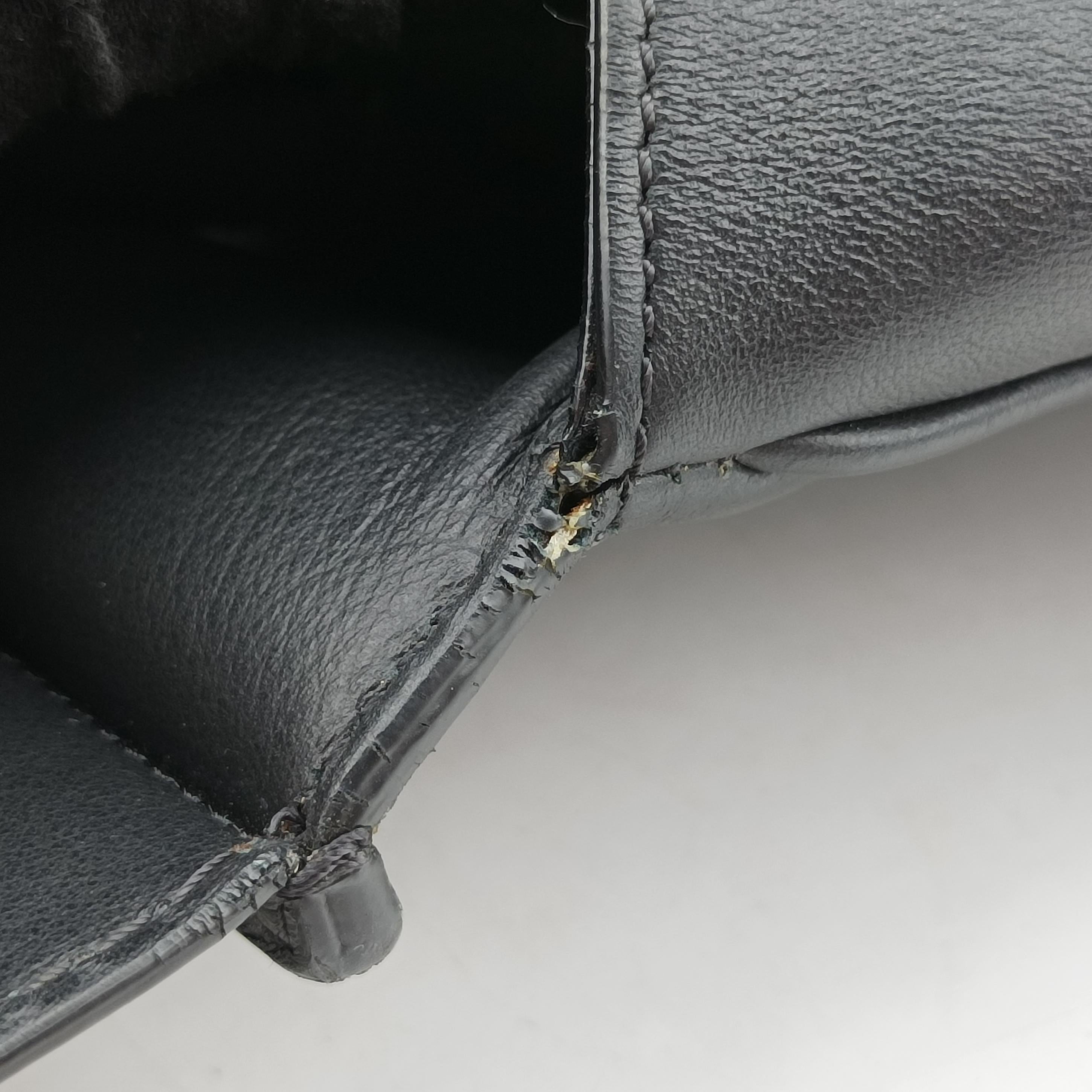 Pre-owned VERSACE Palazzo Empire Black Leather  shoulderbag | stylenewstar