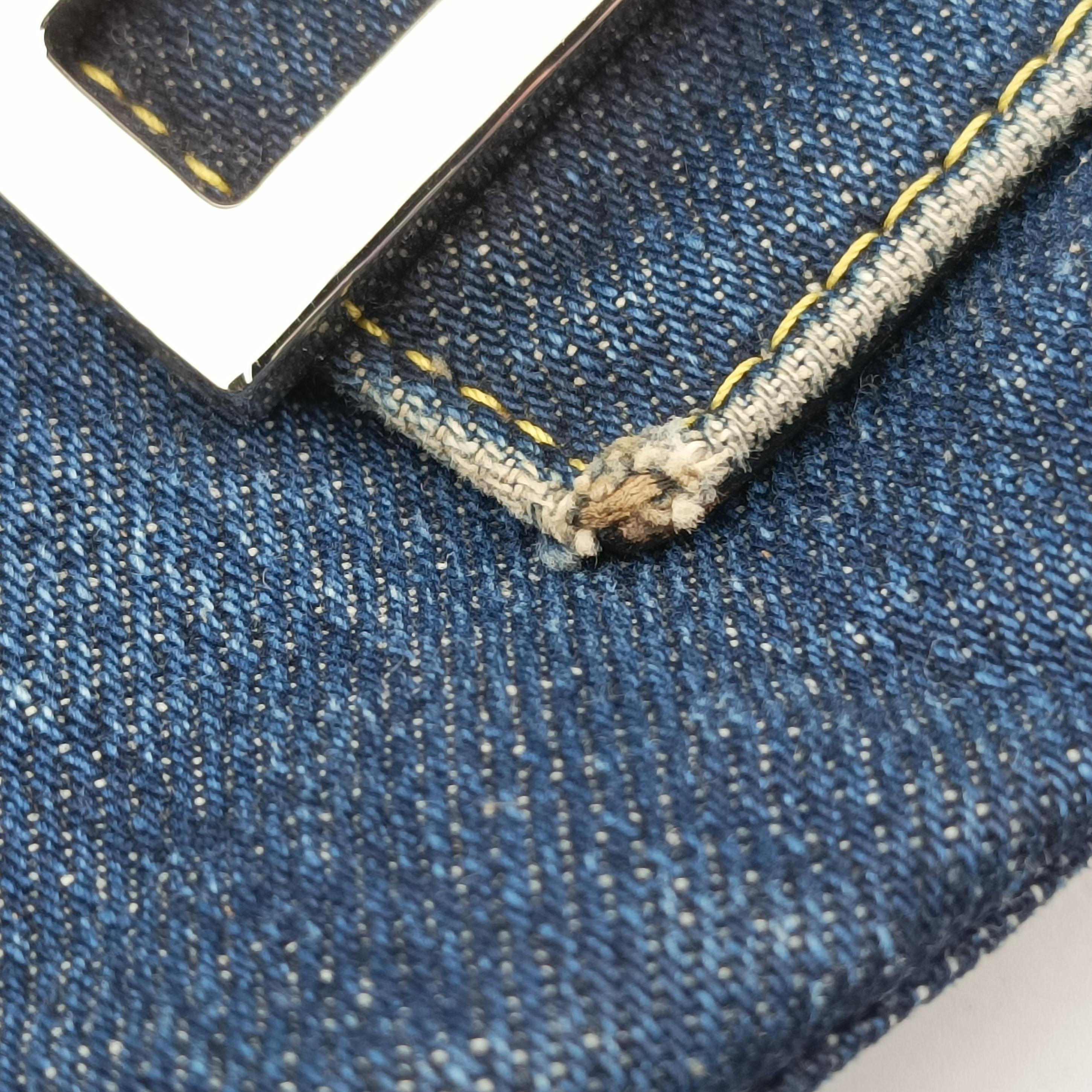 Pre-owned Fendi Mamma Baguette Blue Denim 26325 shoulderbag | stylenewstar