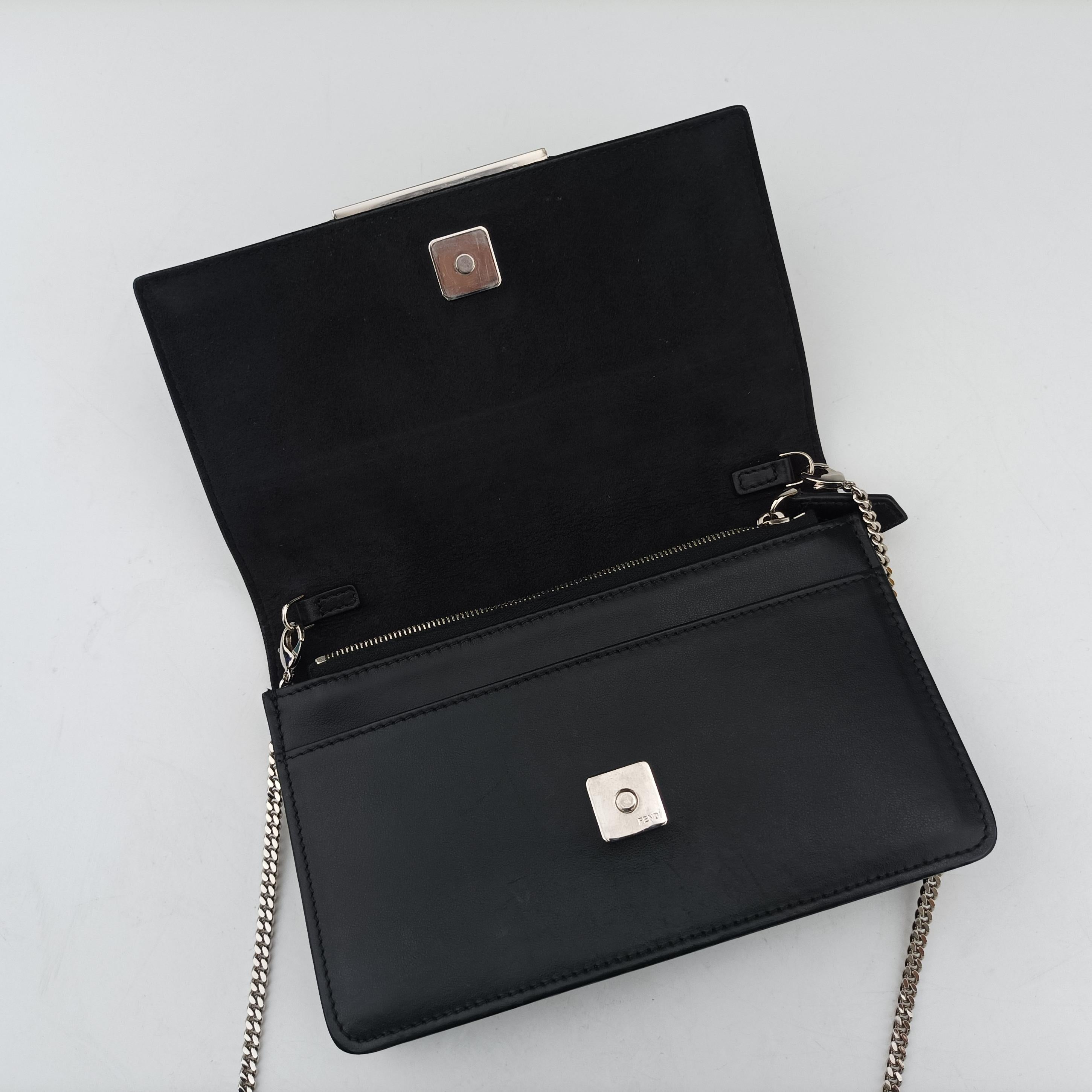 Pre-owned Fendi Monster Eyes Tube Black Leather 8M0346 shoulderbag | stylenewstar