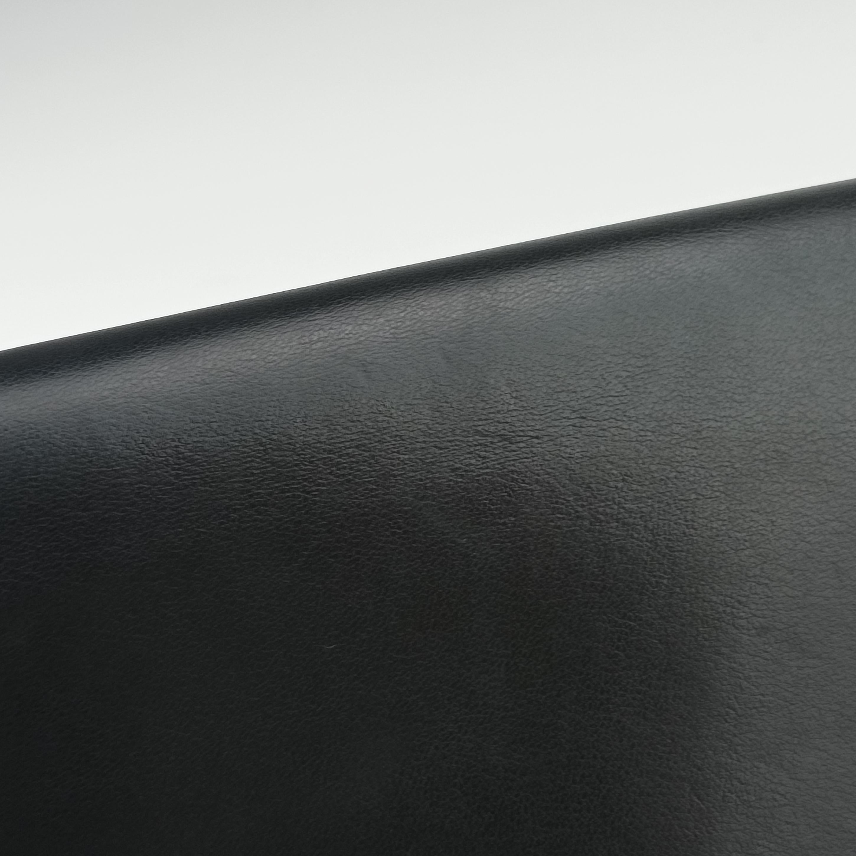 Pre-owned Fendi Monster Eyes Tube Black Leather 8M0346 shoulderbag | stylenewstar