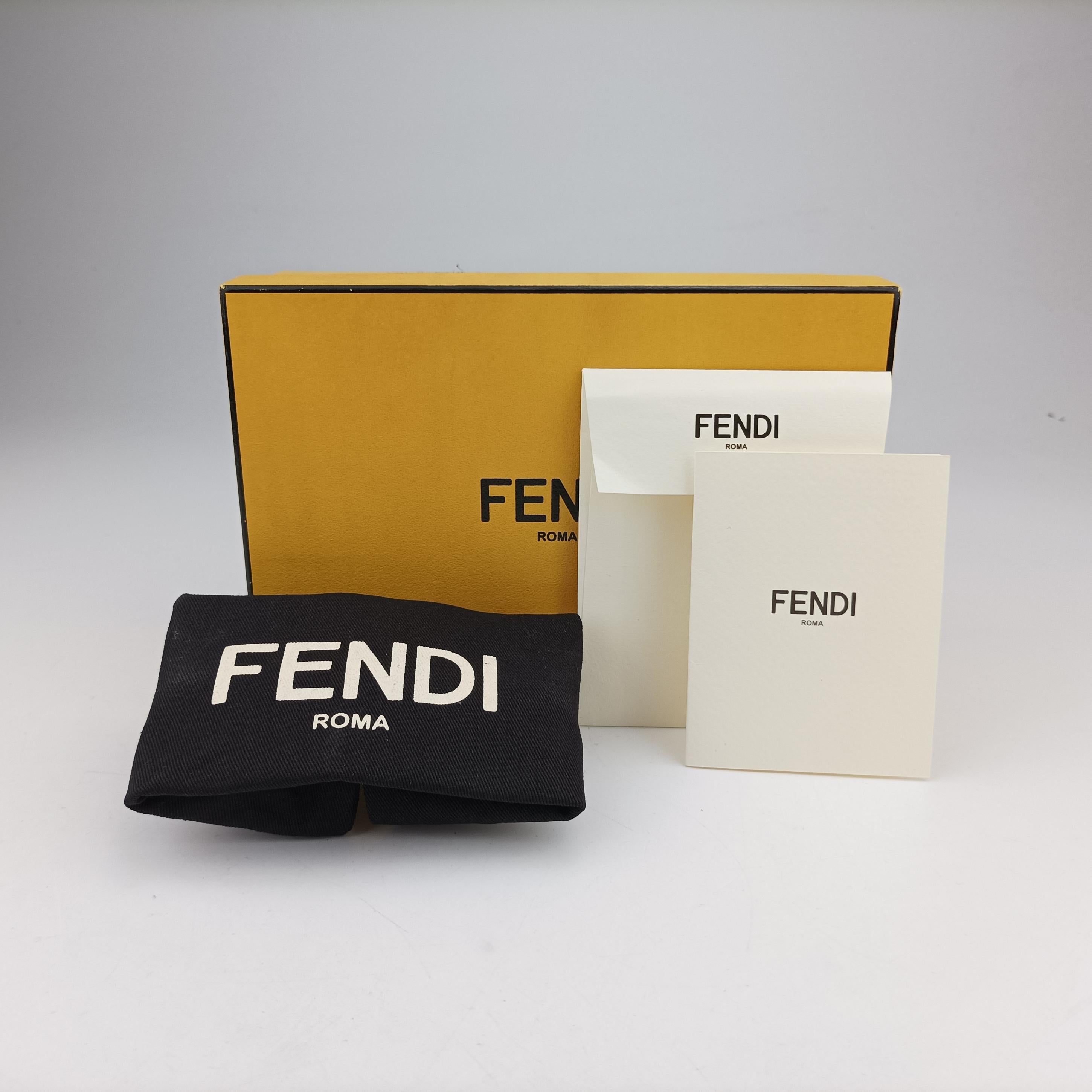 Pre-owned Fendi Monster Eyes Tube Black Leather 8M0346 shoulderbag | stylenewstar