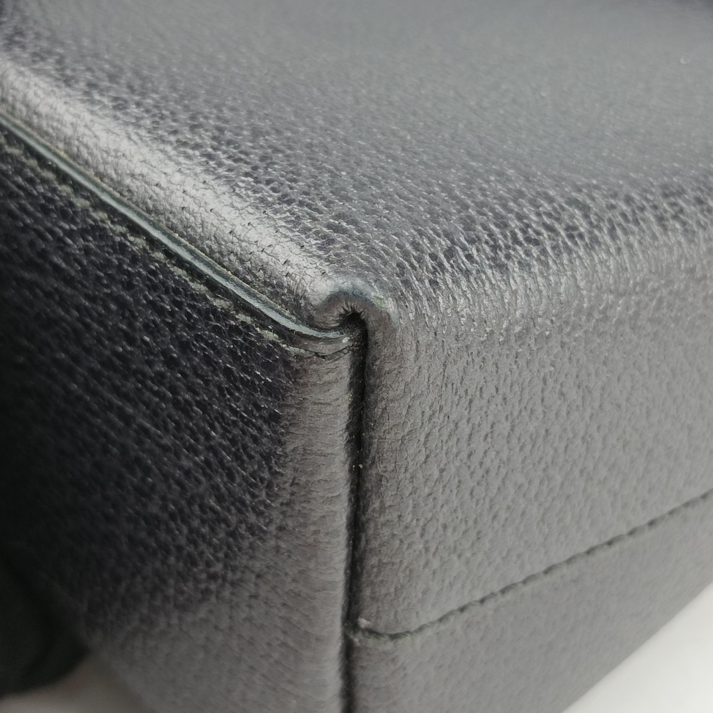 Secondhand Gucci bamboo Black Leather 001.10 handbag | stylenewstar