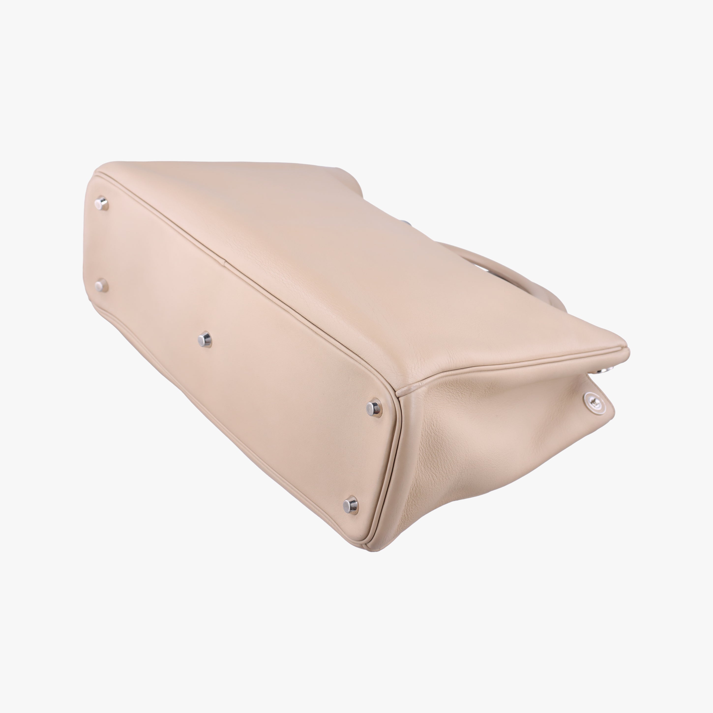 Pre-owned Christian Dior Diorissimo Beige Leather  shoulderbag | stylenewstar