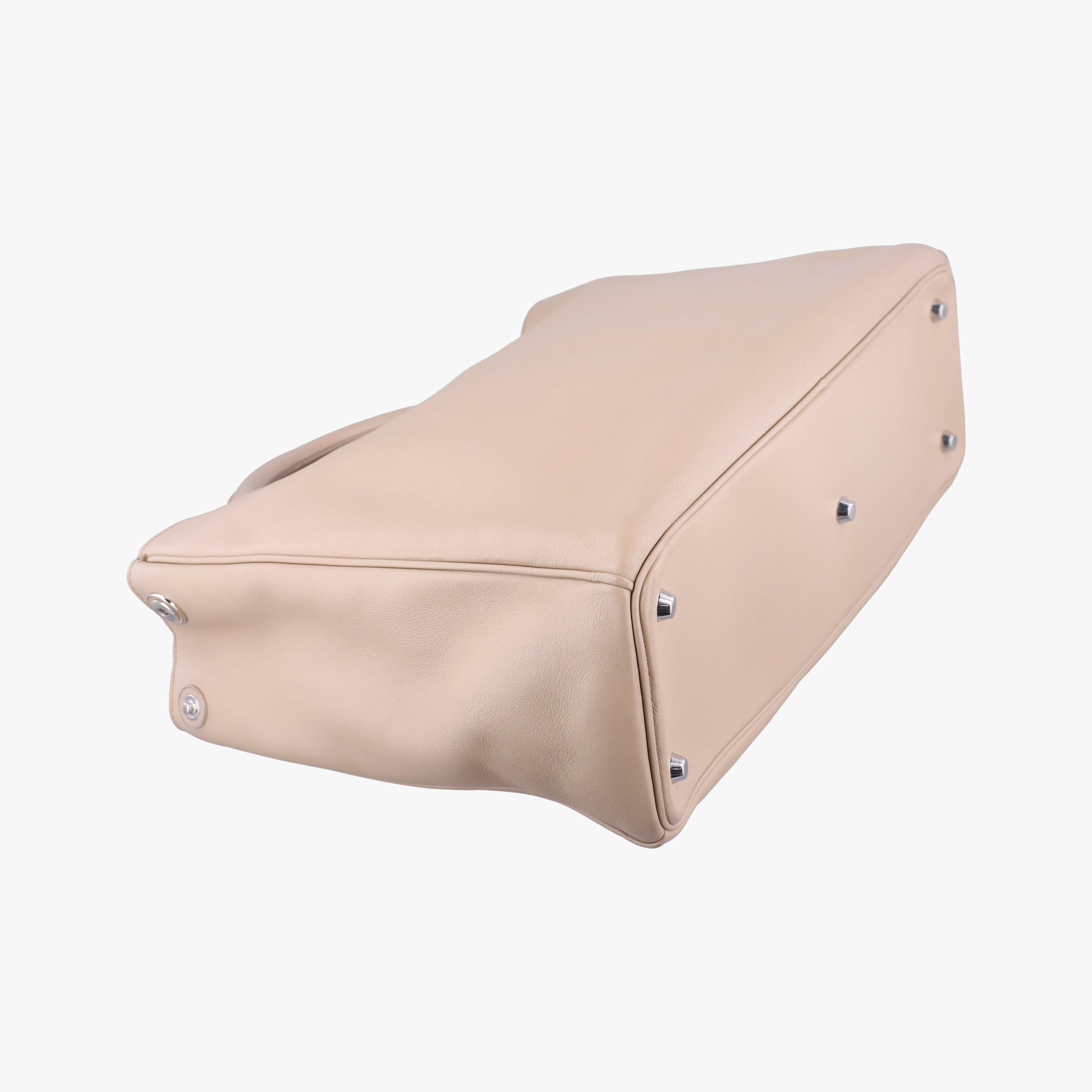 Pre-owned Christian Dior Diorissimo Beige Leather  shoulderbag | stylenewstar