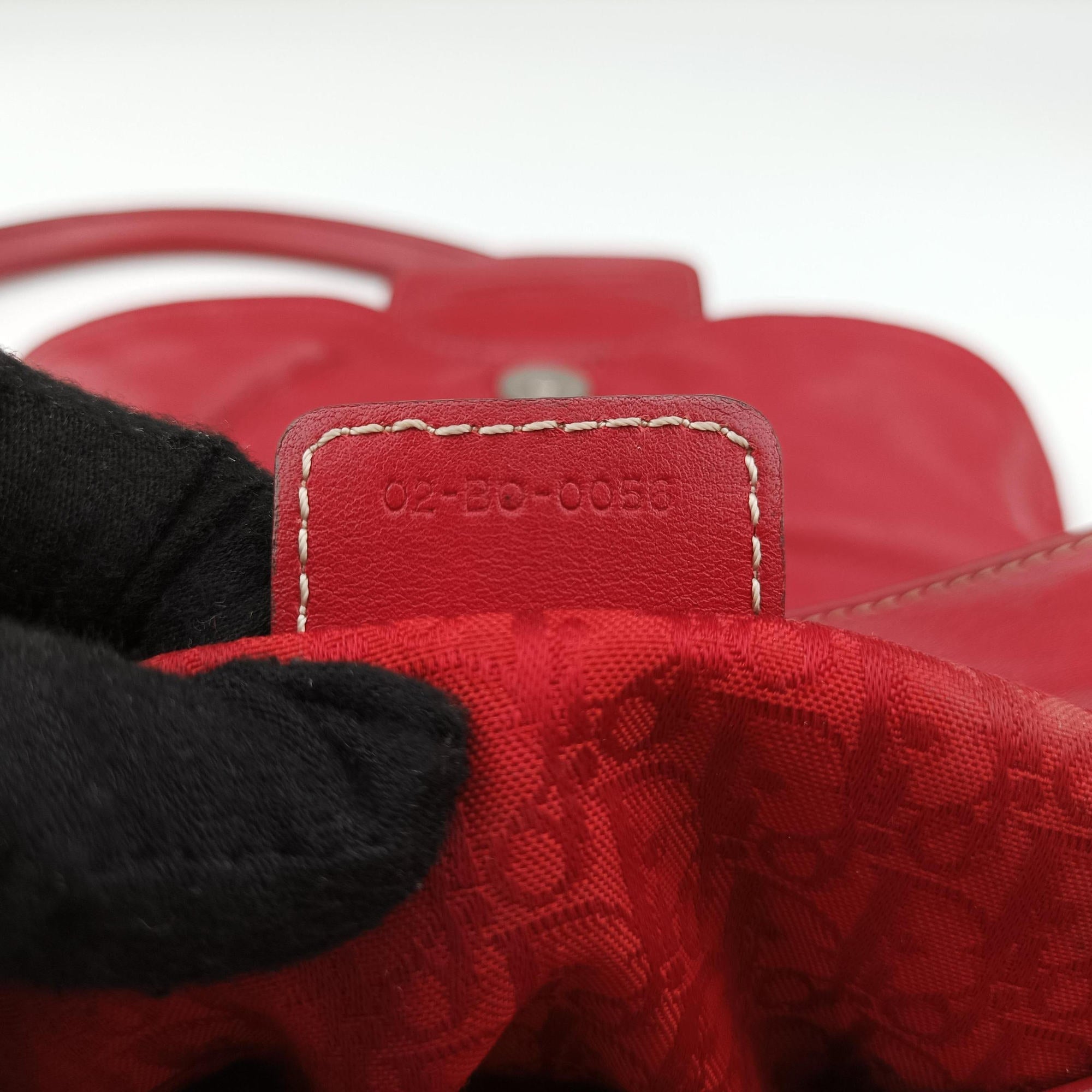Pre-owned Christian Dior CD logo Red Leather  handbag | stylenewstar
