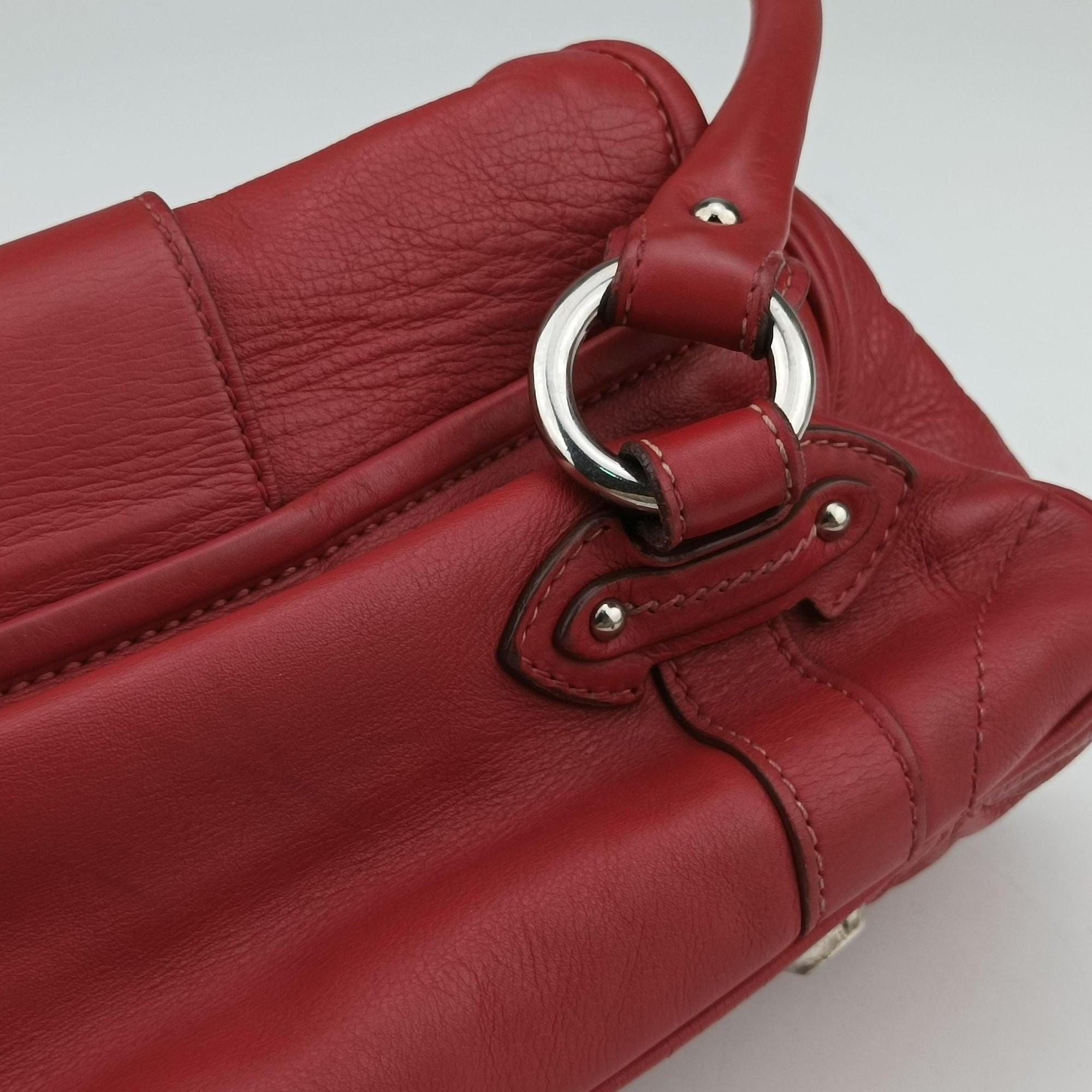 Pre-owned Christian Dior CD logo Red Leather  handbag | stylenewstar
