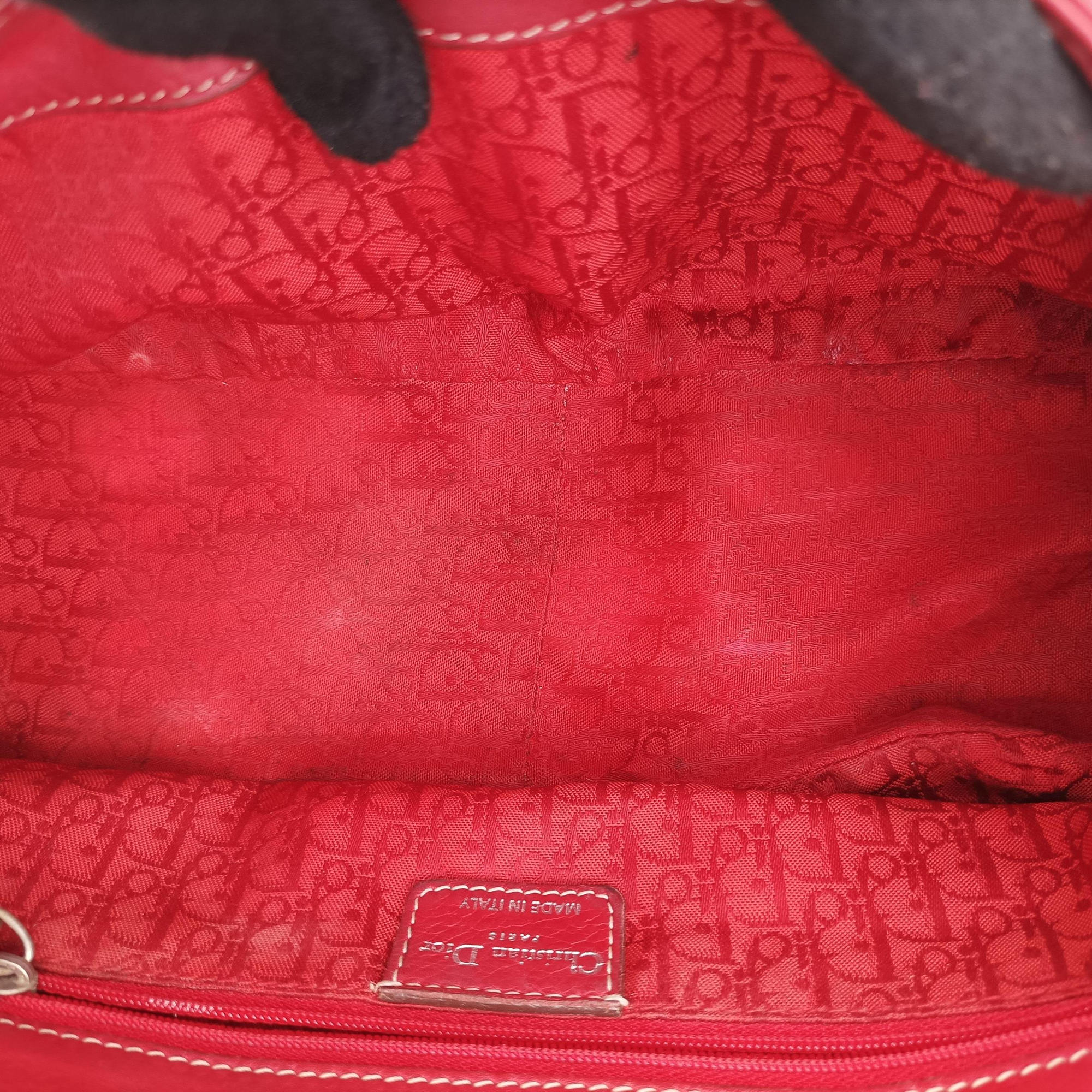 Pre-owned Christian Dior CD logo Red Leather  handbag | stylenewstar