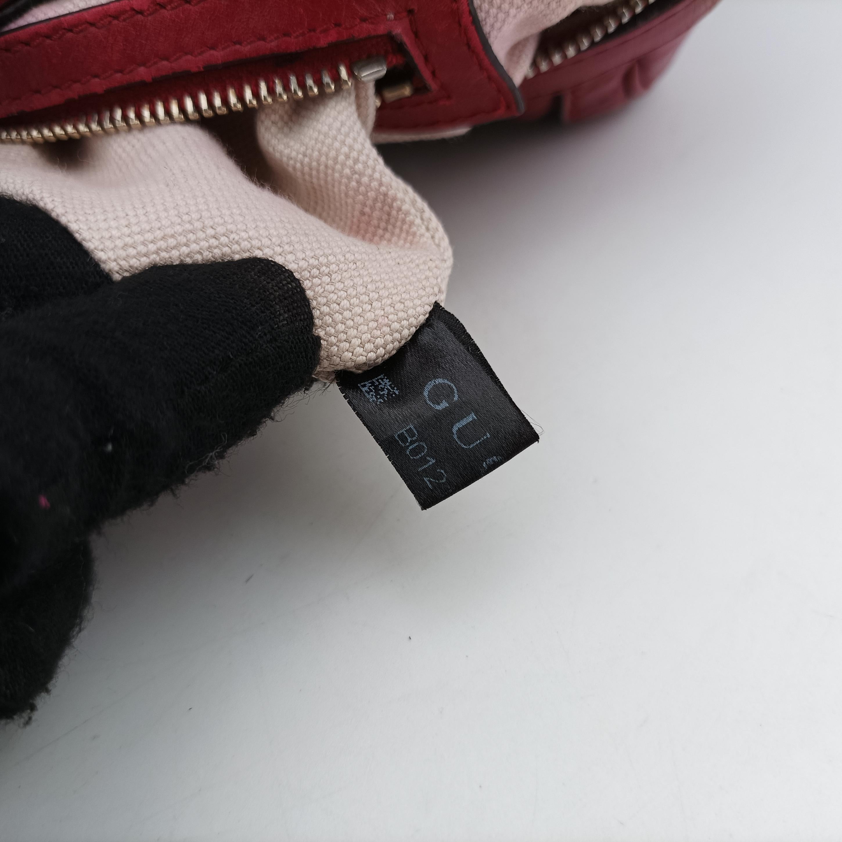 Pre-owned Gucci Sherry Line Red Leather 269876 shoulderbag | stylenewstar