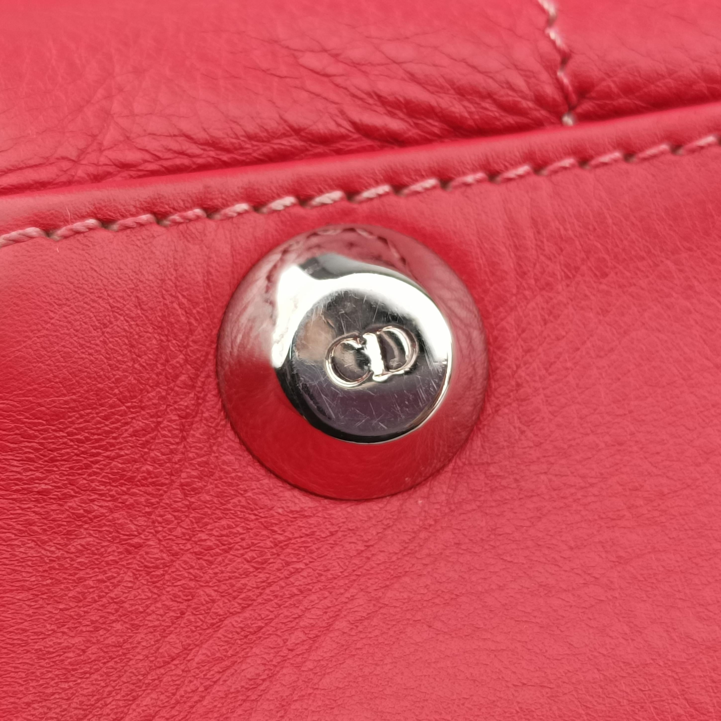 Pre-owned Christian Dior CD logo Red leather  handbag | stylenewstar